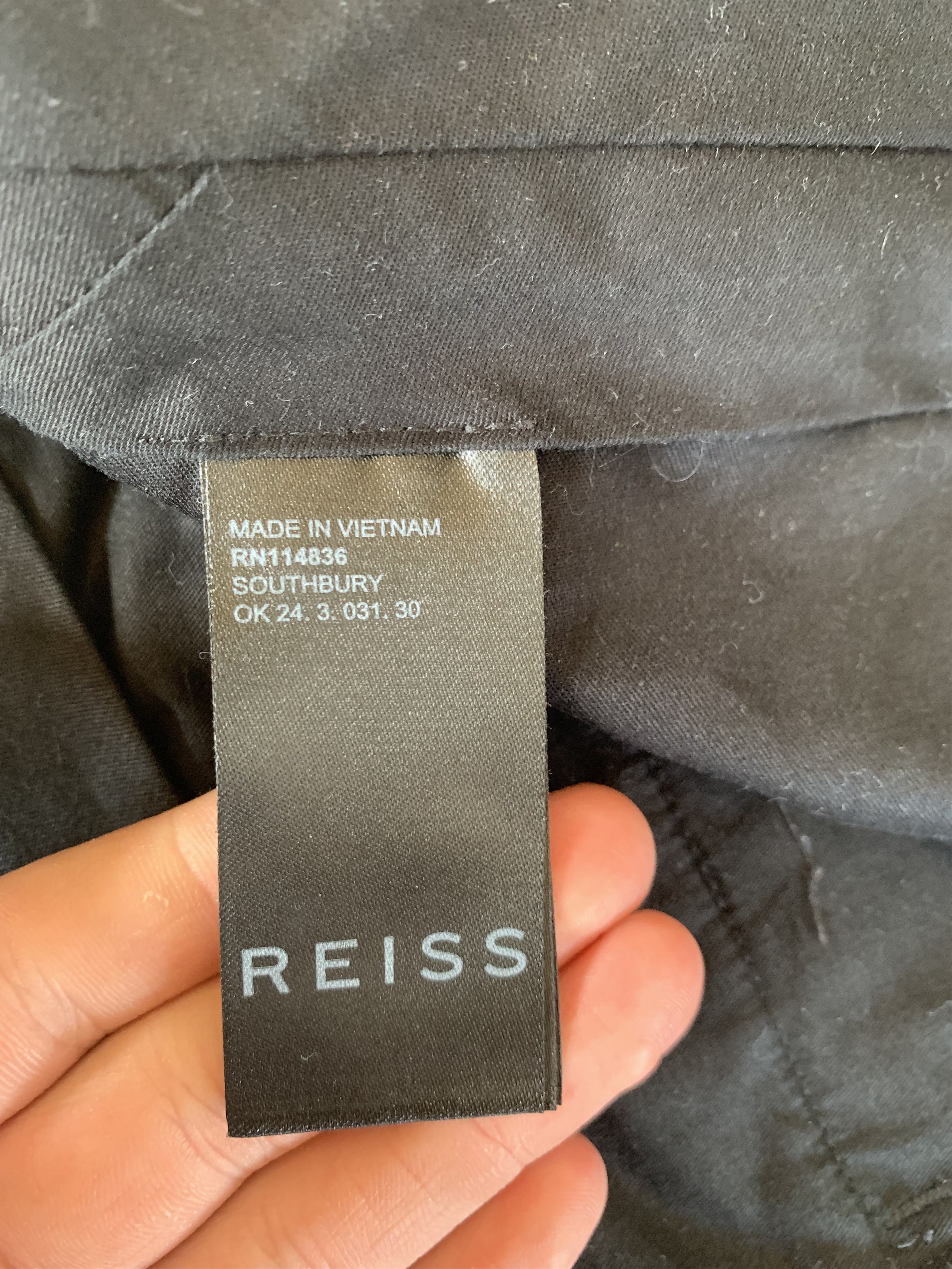 Designer Reiss Classic Cotton Navy Blue Shorts Size US 34 / EU 50 - 7 Thumbnail