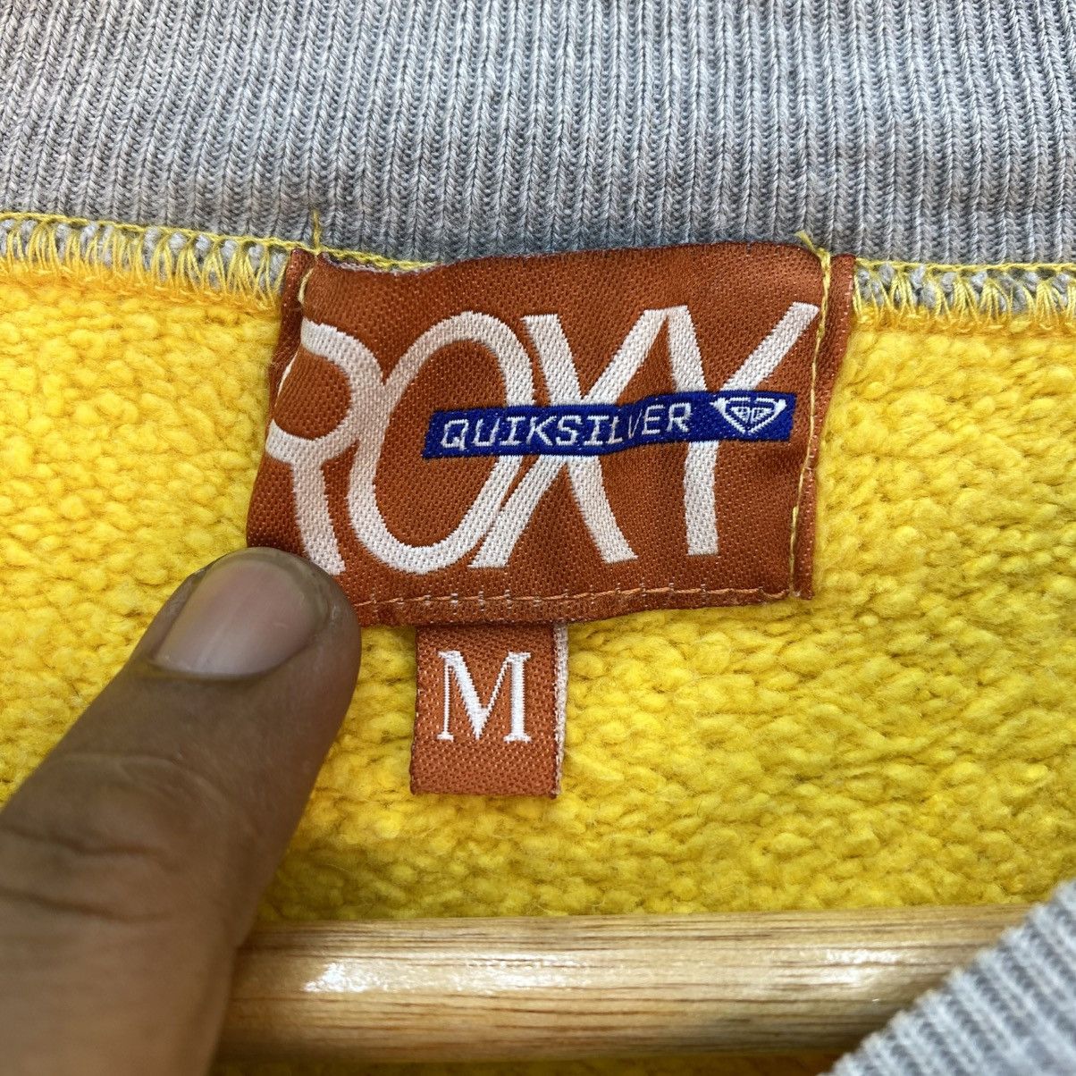 Quiksilver 🫶 vintage Quiksilver crewneck sweatshirt Spellout Design Size US M / EU 48-50 / 2 - 6 Thumbnail