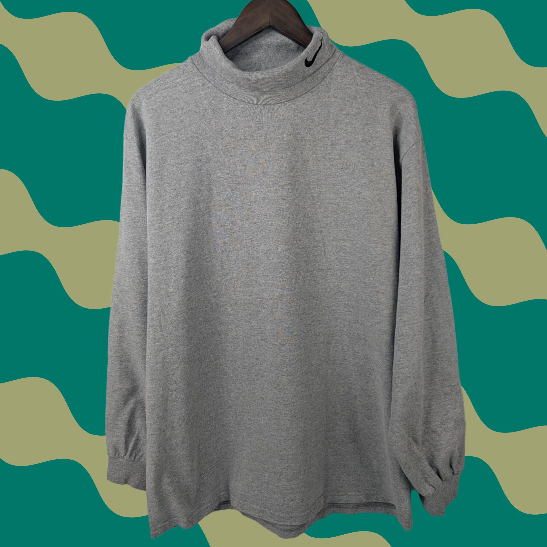 Nike VINTAGE Nike Turtleneck Long Sleeve Gray Shirt Neck Logo Large Mens USA 90s Hip Hop Retro Tee Size US L / EU 52-54 / 3 - 1 Thumbnail
