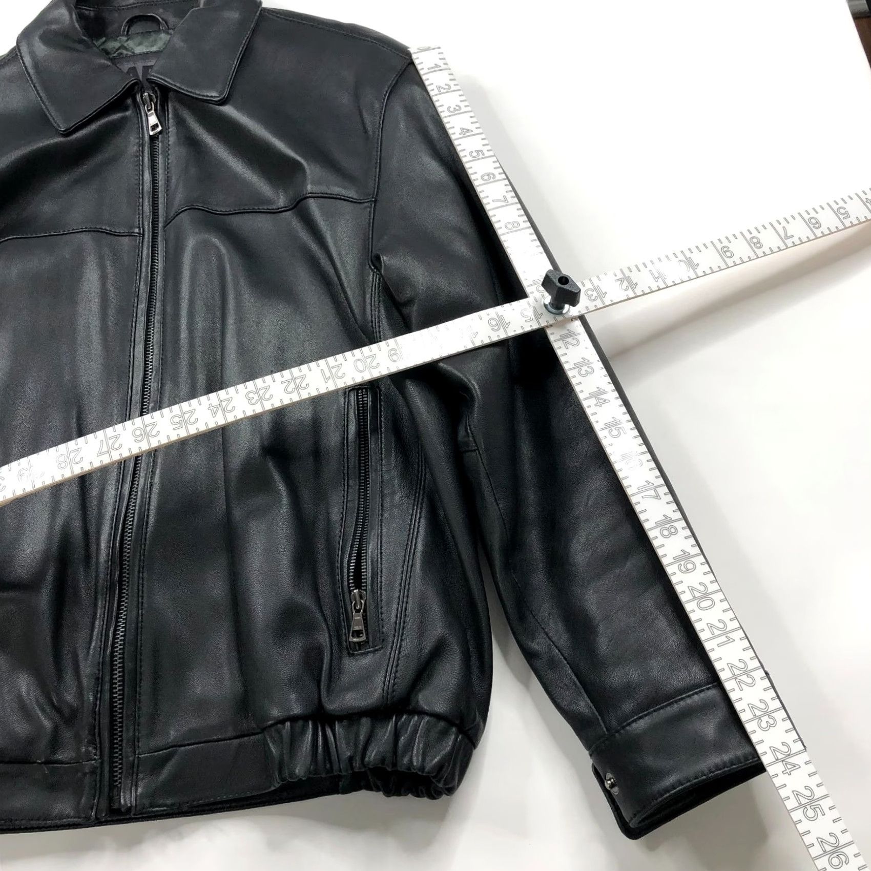 Andrew Marc Andrew Marc New York MED Leather Mens Jacket Black Zip Collared Bomber Vintage VTG 100% Leather Mid-Length Size US M / EU 48-50 / 2 - 6 Thumbnail