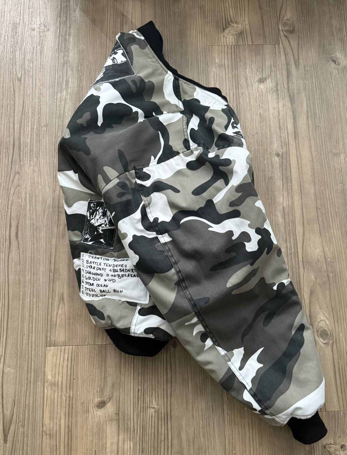 Rough Simmons Rough Simmons OG AW/19 Ora! Ora! Ora! JoJo Patch Bomber Size US L / EU 52-54 / 3 - 14 Thumbnail