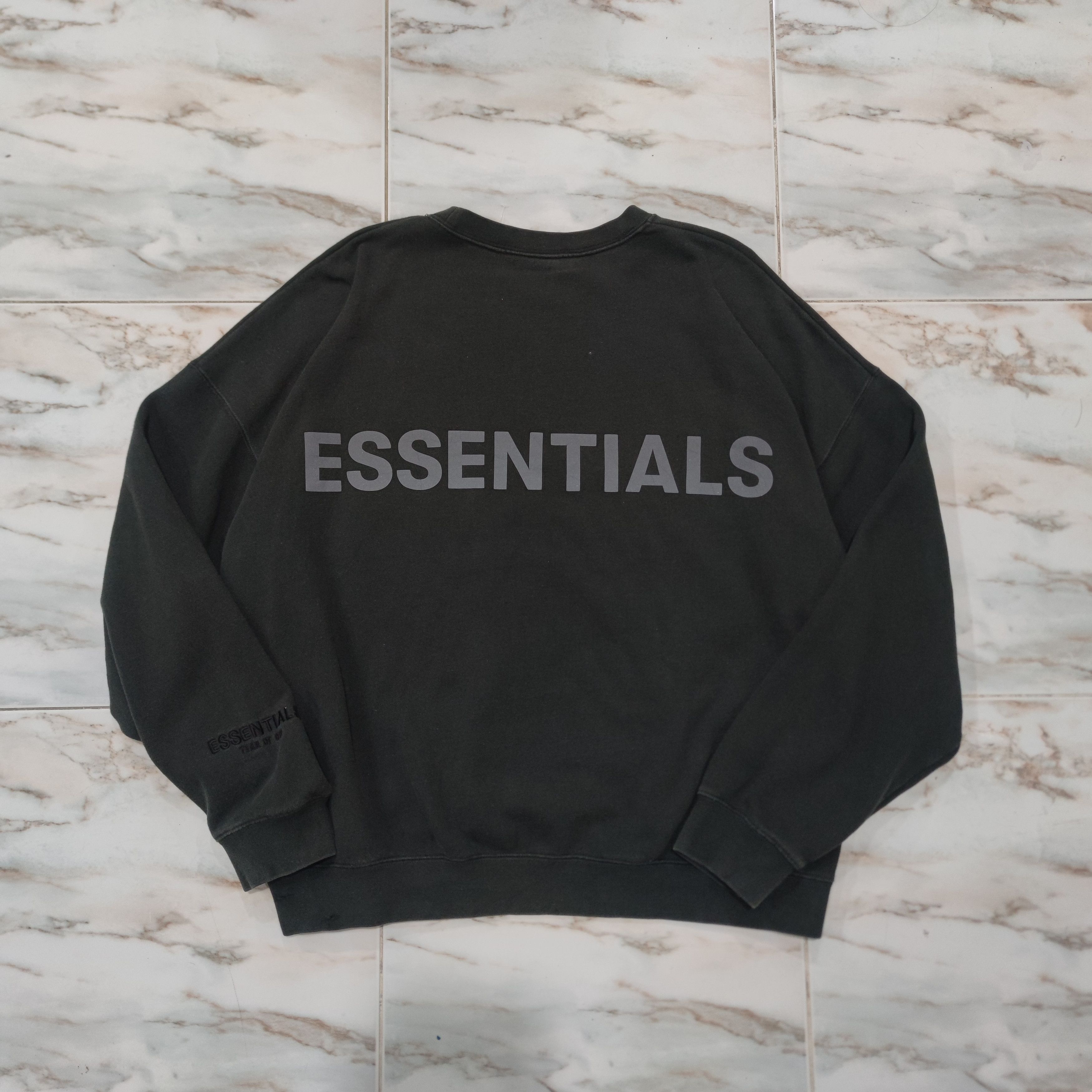 Essentials × Fear of God FEAR OF GOD ESSENTIALS 3M REFLECTIVE CREWNECK SWEATSHIRT Size US L / EU 52-54 / 3 - 1 Thumbnail