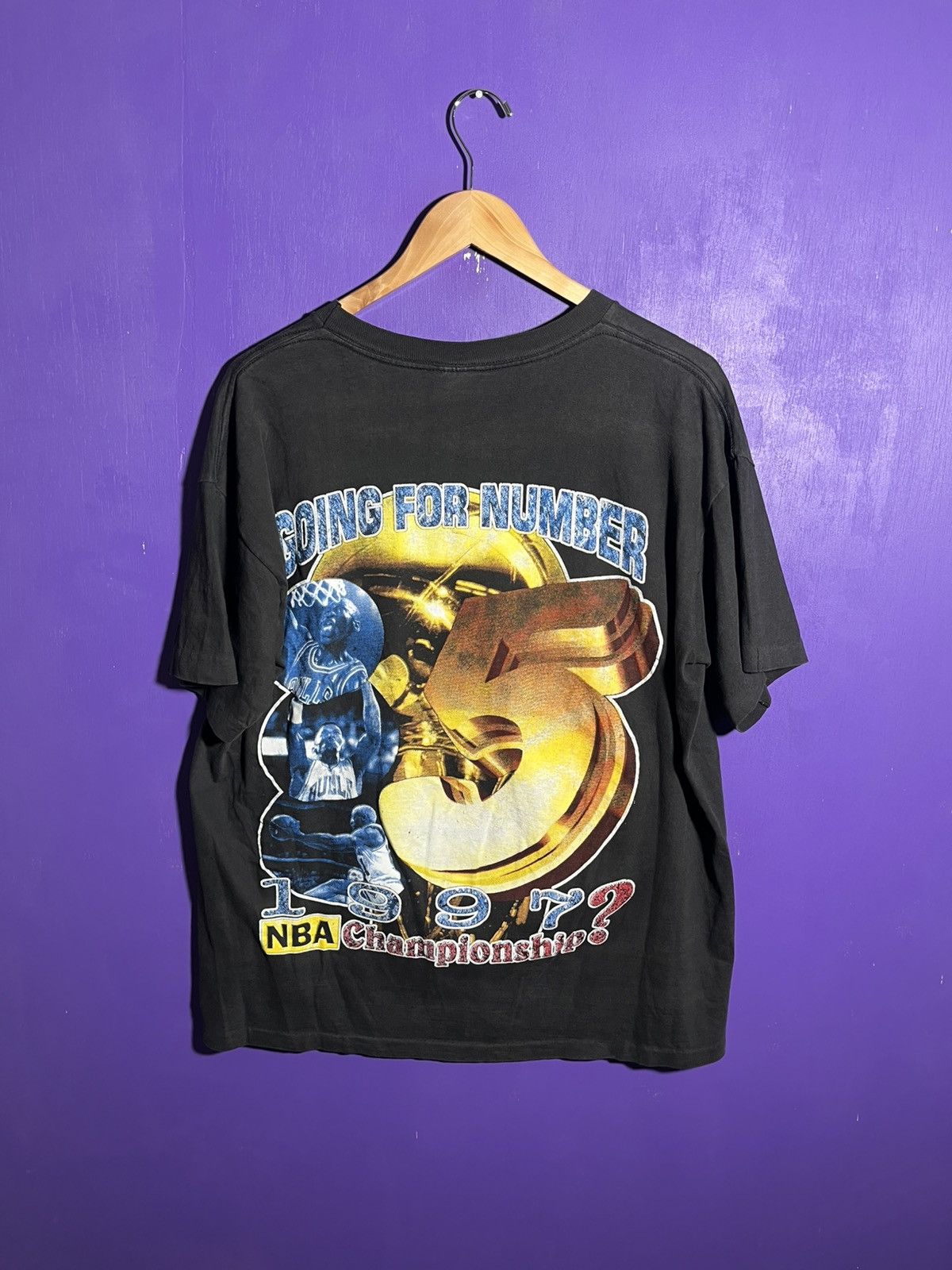 NBA × Rap Tees × Vintage Vintage 90s Chicago bulls going for 5 rap tee Size US XL / EU 56 / 4 - 2 Thumbnail