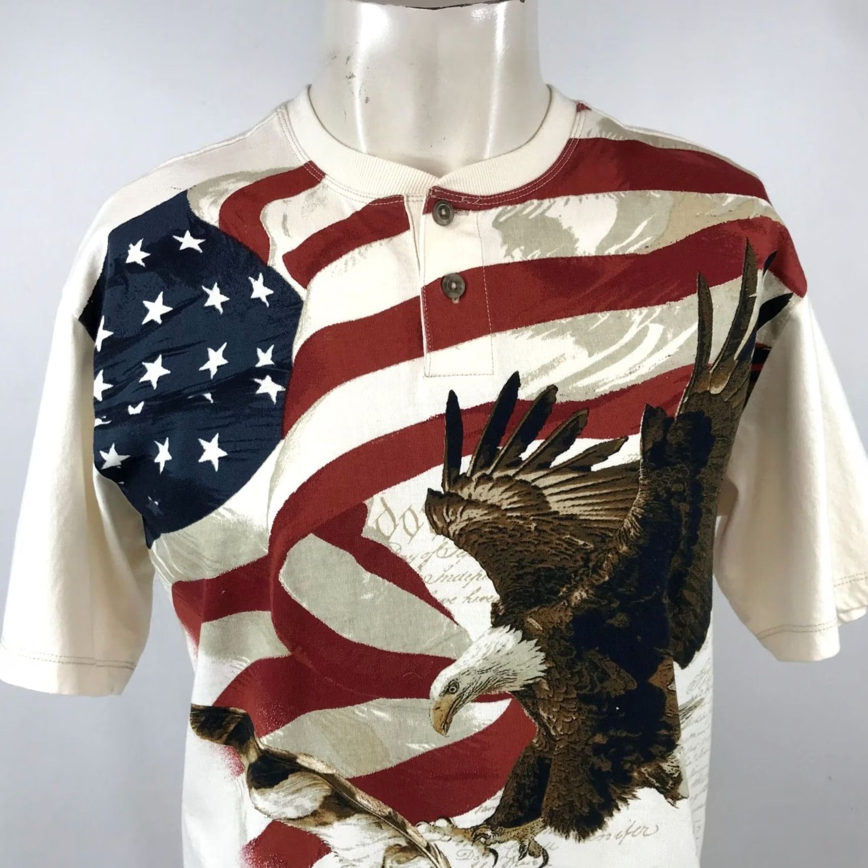 Vintage AMERICAN LEGACY Shirt Mens Medium CREAM Short Sleeve Crew Neck AMERICAN FLAG Size US M / EU 48-50 / 2 - 2 Thumbnail