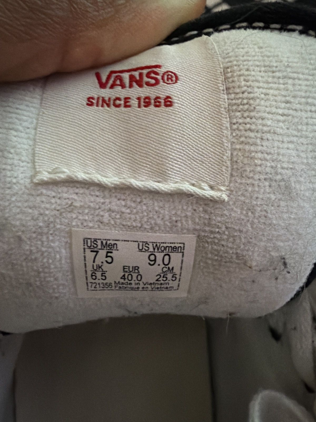 Vans Old school black and white chunky vans Size US 7.5 / EU 40-41 - 5 Thumbnail
