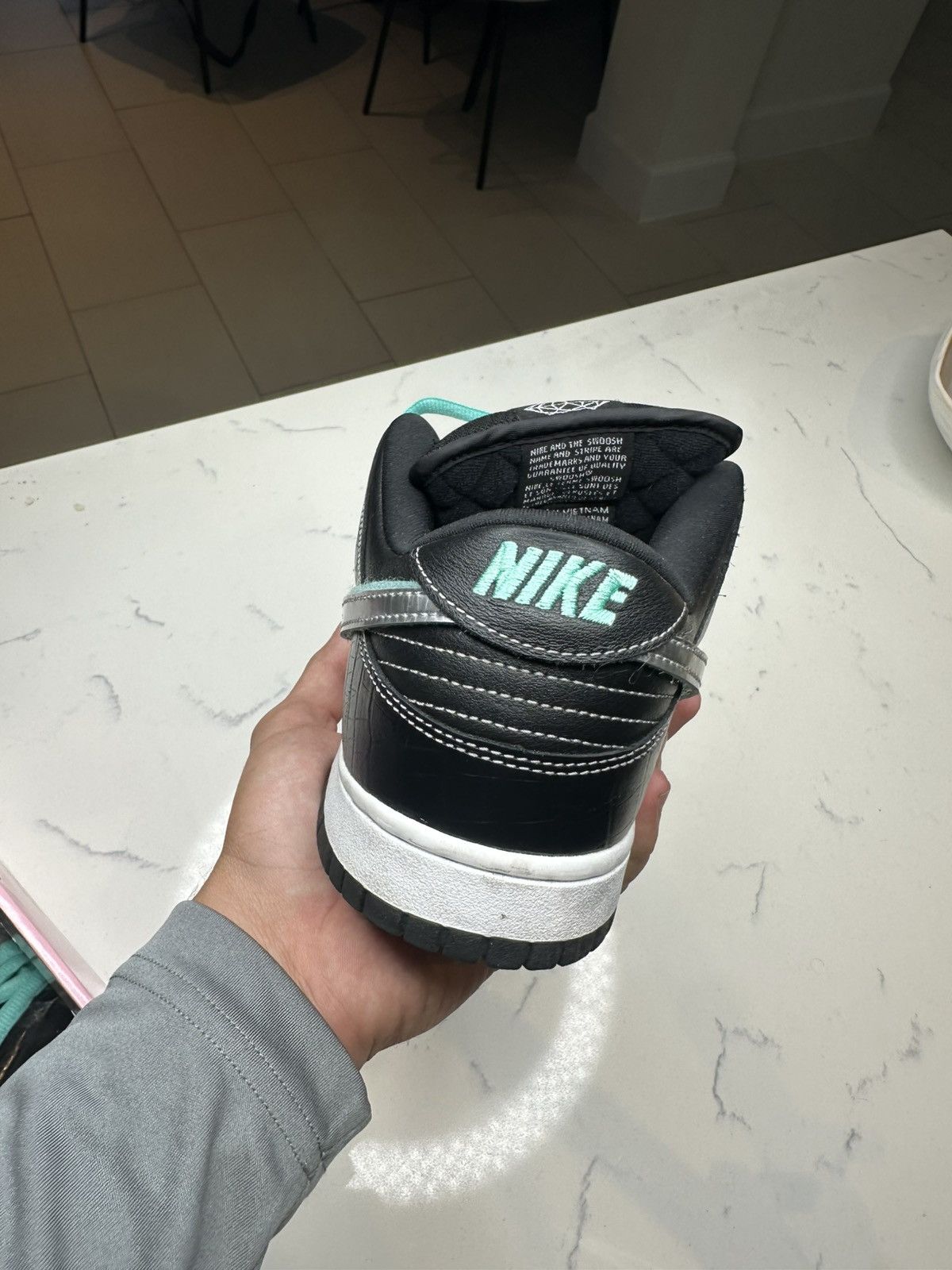 Diamond Supply Co. × Nike DIAMOND NIKE SB DUNK LOW Size US 10.5 / EU 43-44 - 9 Thumbnail