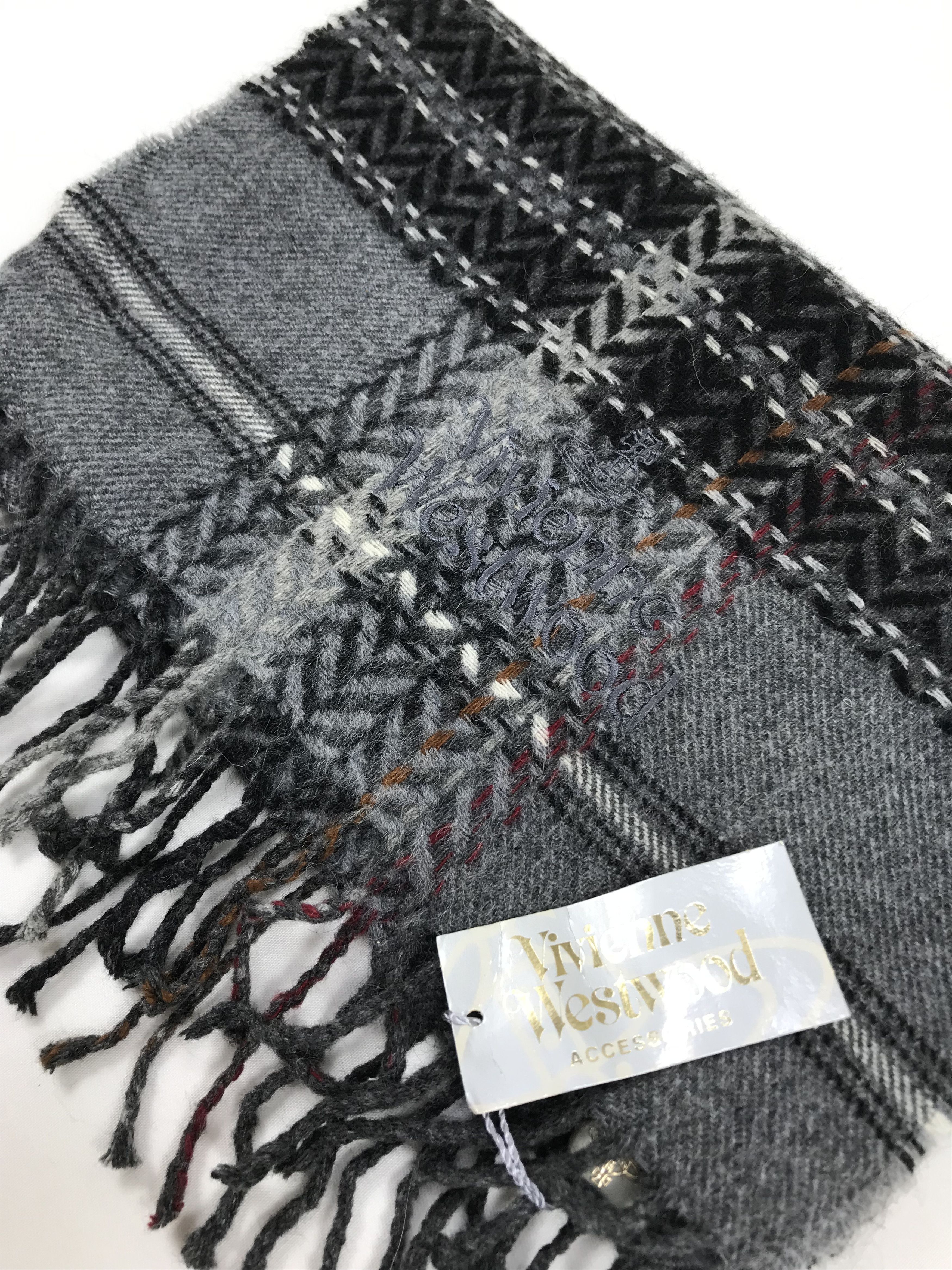 Vivienne Westwood Vivienne Westwood Luxury Scarf / Muffler / Wool Size ONE SIZE - 1 Thumbnail