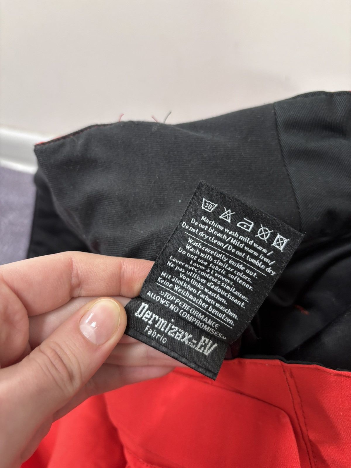 KJUS Kjus Women’s Formula Red Insulated Snow Ski Pants Trousers Size 36" / US 14 / IT 50 - 14 Thumbnail