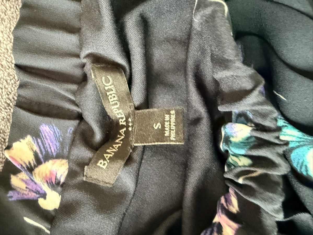 Banana Republic Banana Republic Floral Pleated Midi Skirt Sz S Black Blue Size 28" / US 6 / IT 42 - 7 Thumbnail