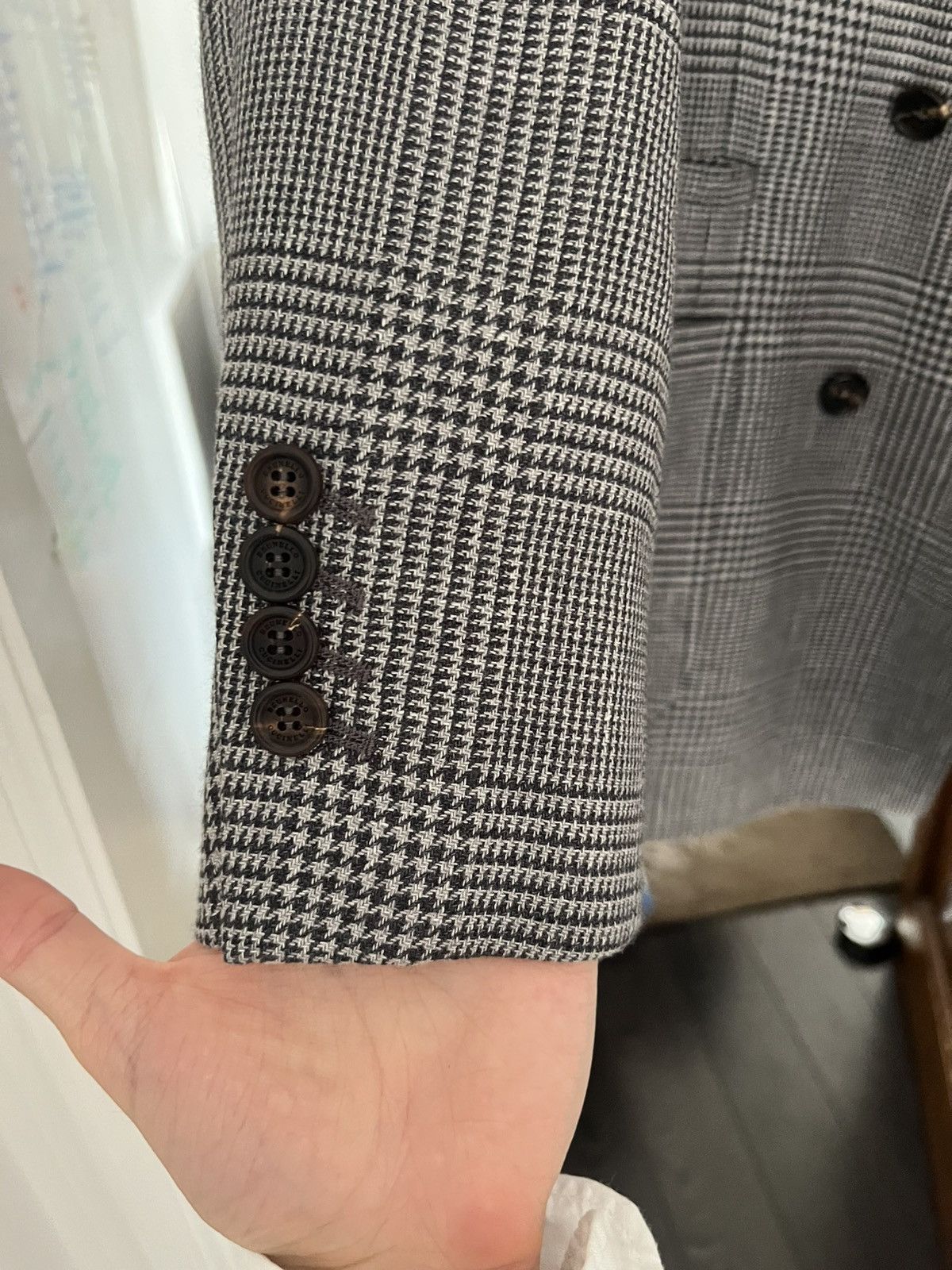 Brunello Cucinelli Brunello Cucinelli grey check double breasted blazer size 48 Size 38R - 4 Thumbnail