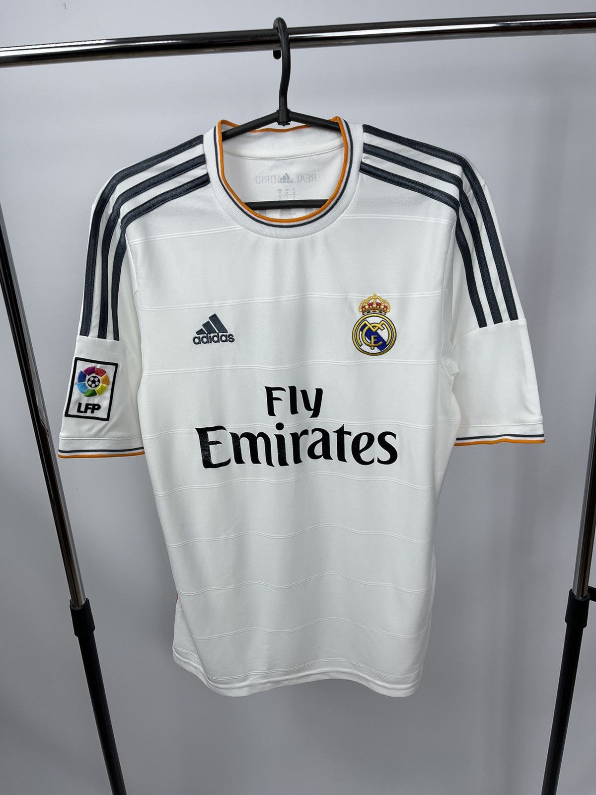 Adidas 2013/14 Adidas Real Madrid Home JerseyRonaldo No. 7 Size M Size US M / EU 48-50 / 2 - 2 Thumbnail