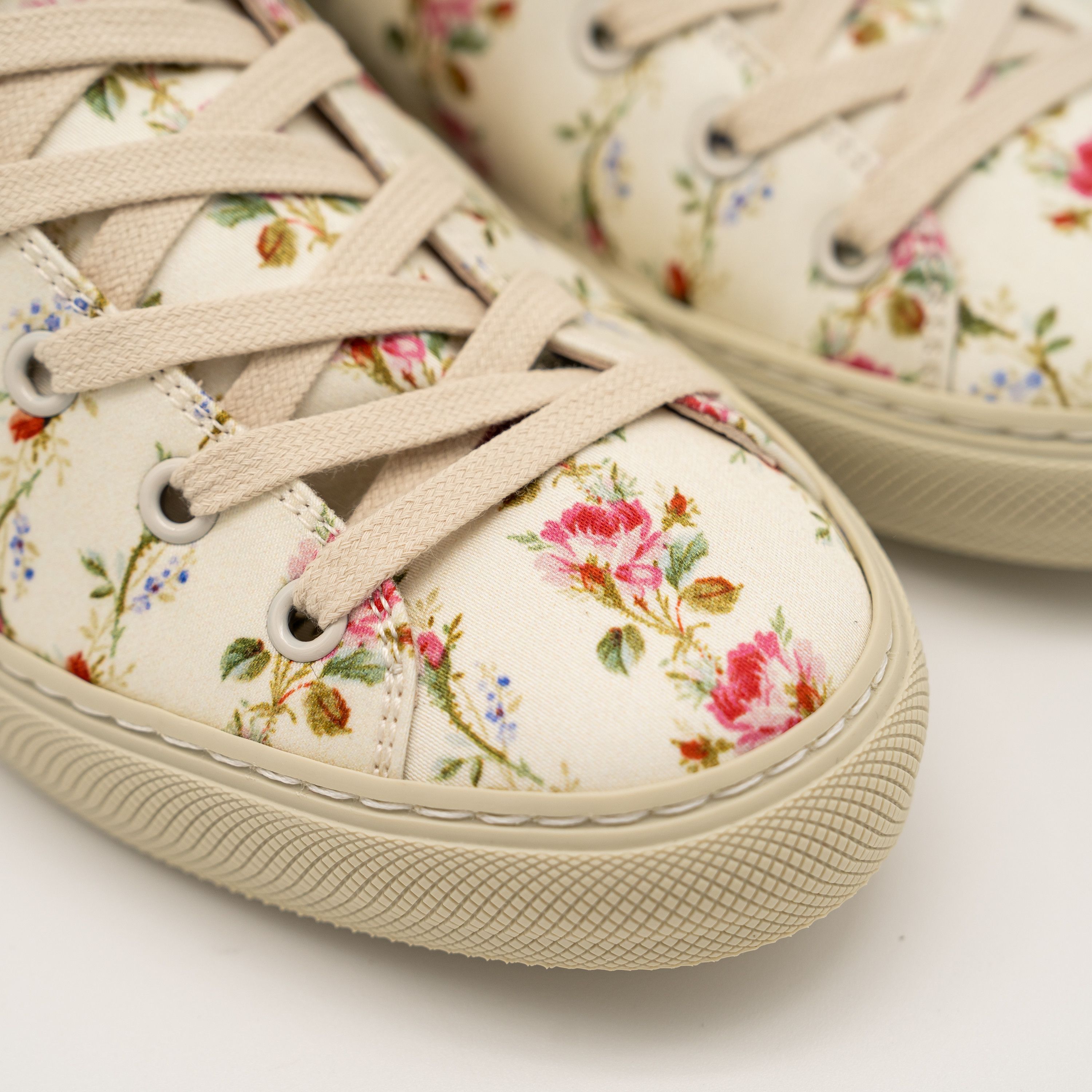 Gucci 37eu 7us Gucci Blind For Love Floral Print High Top Sneakers Size US 7 / IT 37 - 8 Thumbnail