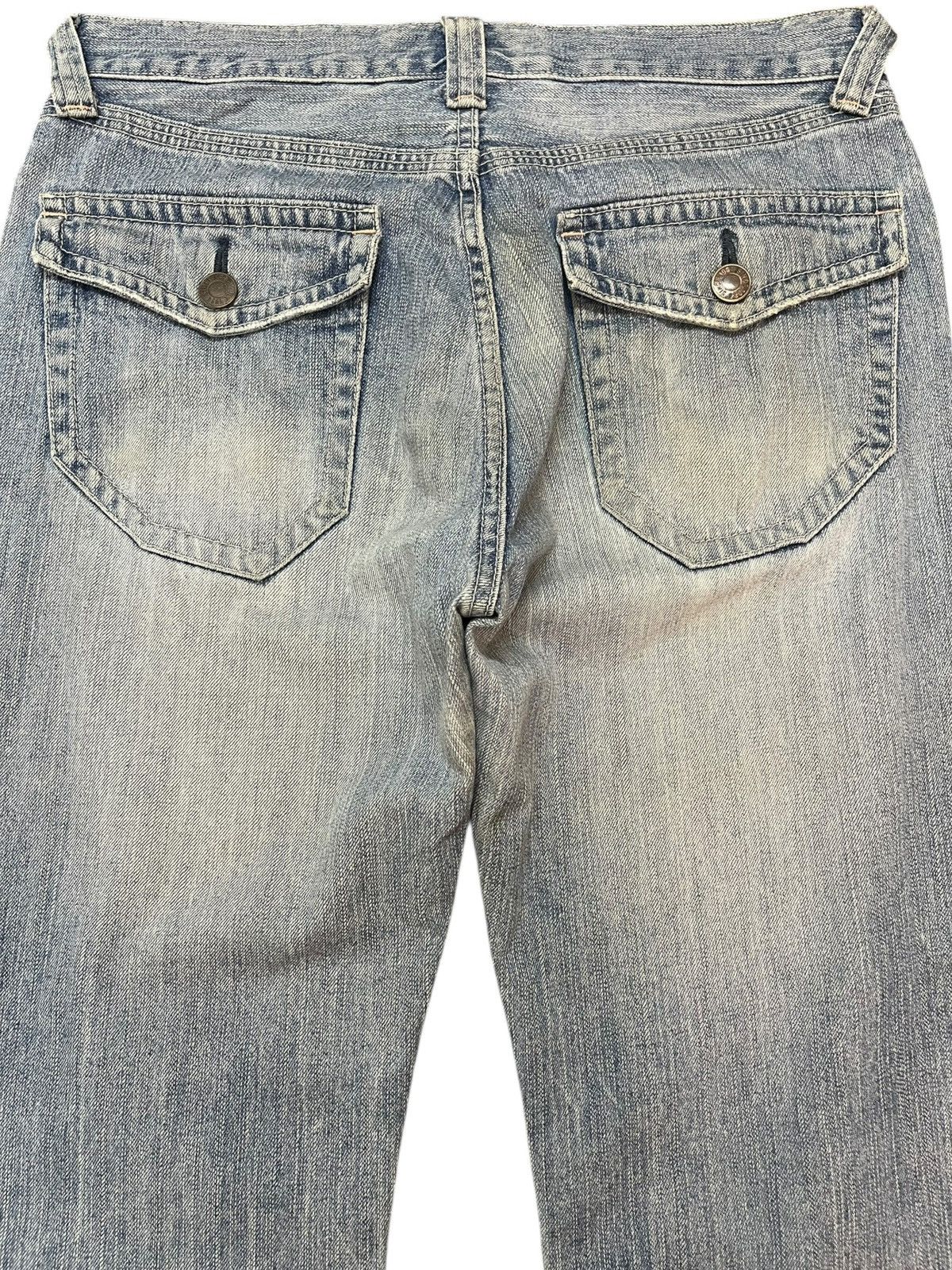 Japanese Brand × Jun Takahashi × Uniqlo Vintage Uniqlo Regular Fit BootCut Denim Size US 32 / EU 48 - 7 Thumbnail