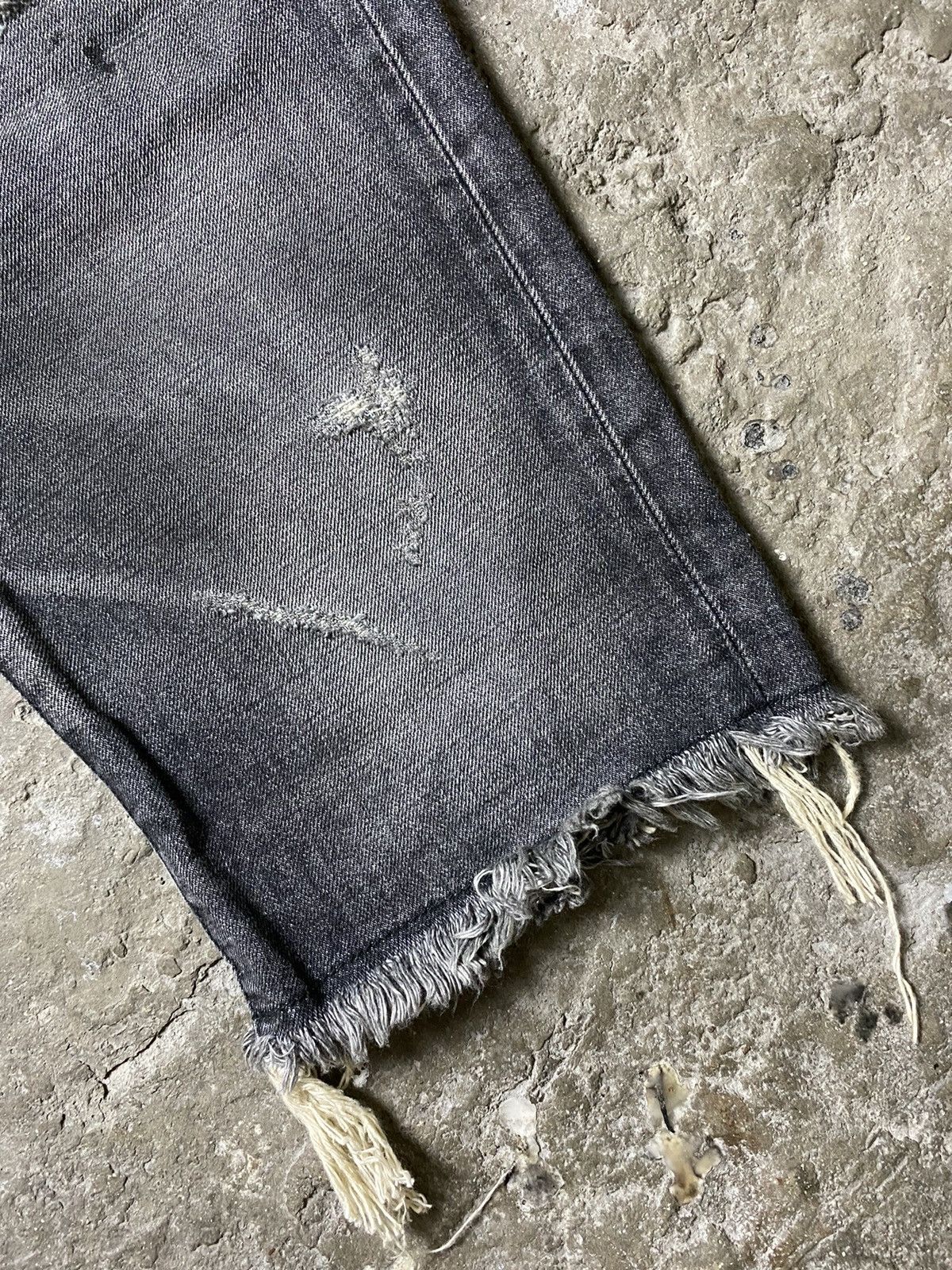 Balmain Balmain Distressed Denim Shorts Size US 32 / EU 48 - 5 Thumbnail