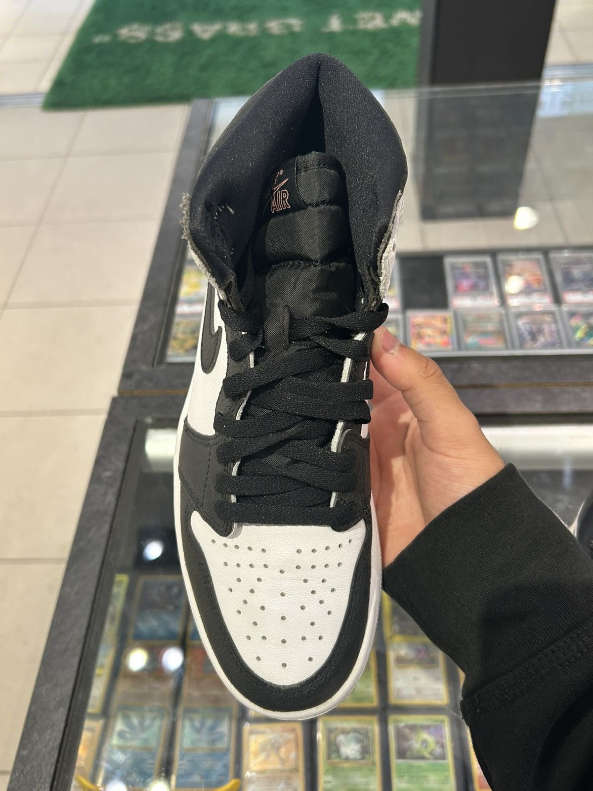 Jordan Brand Jordan 1 high bleached coral Size US 7.5 / EU 40-41 - 6 Thumbnail