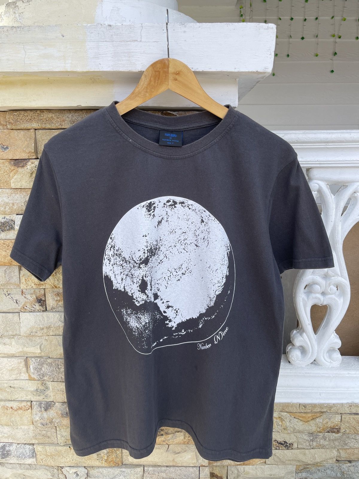 Marlboro LastDrop🔥Rare🔥Number (N)ine X Marlboro Super Moon Grey Tee Size US M / EU 48-50 / 2 - 1 Thumbnail