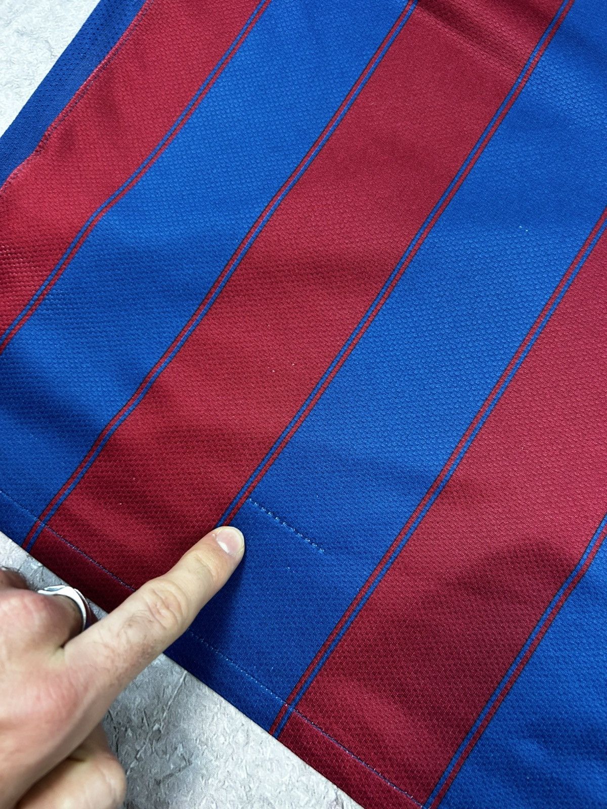 Nike FC BARCELONA 2010/2011 HOME FOOTBALL SOCCER JERSEY NIKE XLL Size US XXL / EU 58 / 5 - 18 Thumbnail