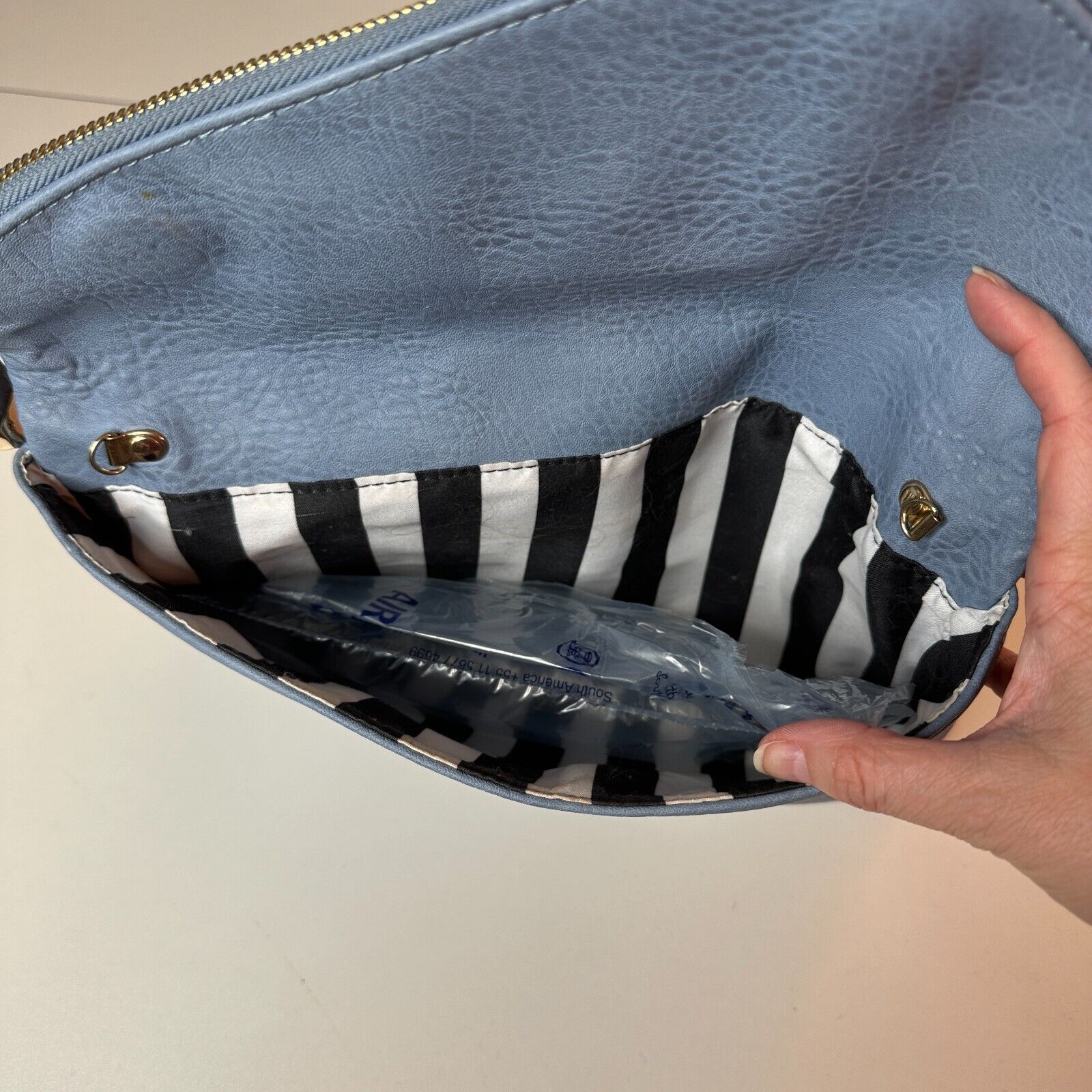 Other Urban Expressions Stella Blue Pebble Stripe Interior Clutch Size ONE SIZE - 6 Thumbnail