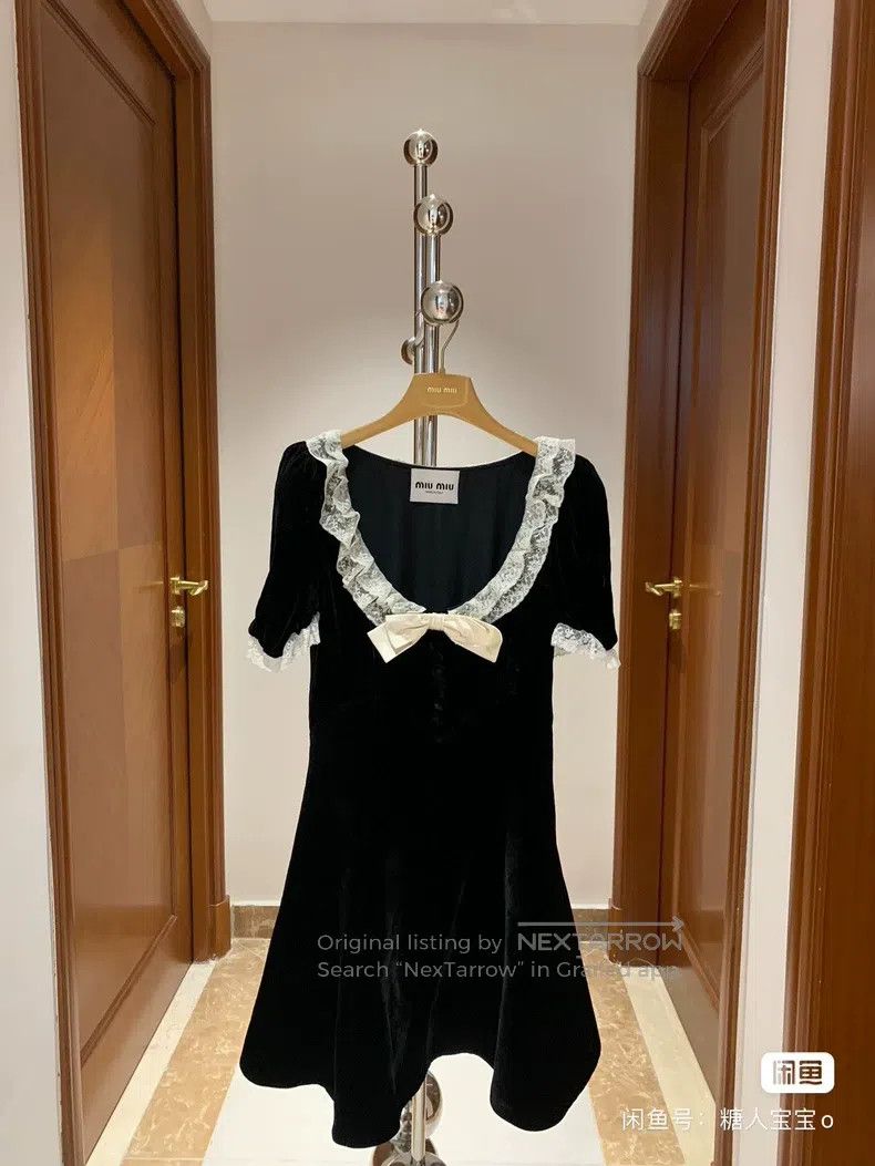 Miu Miu Miu Miu 36 Velvet dress Size S / US 4 / IT 40 - 1 Thumbnail