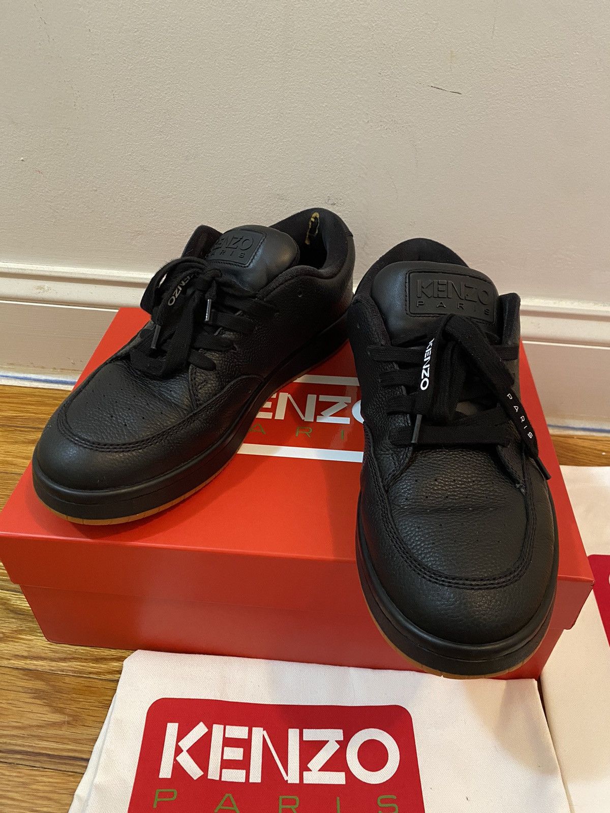 KENZO-DOME LOW TOP SNEAKE BLACK 42