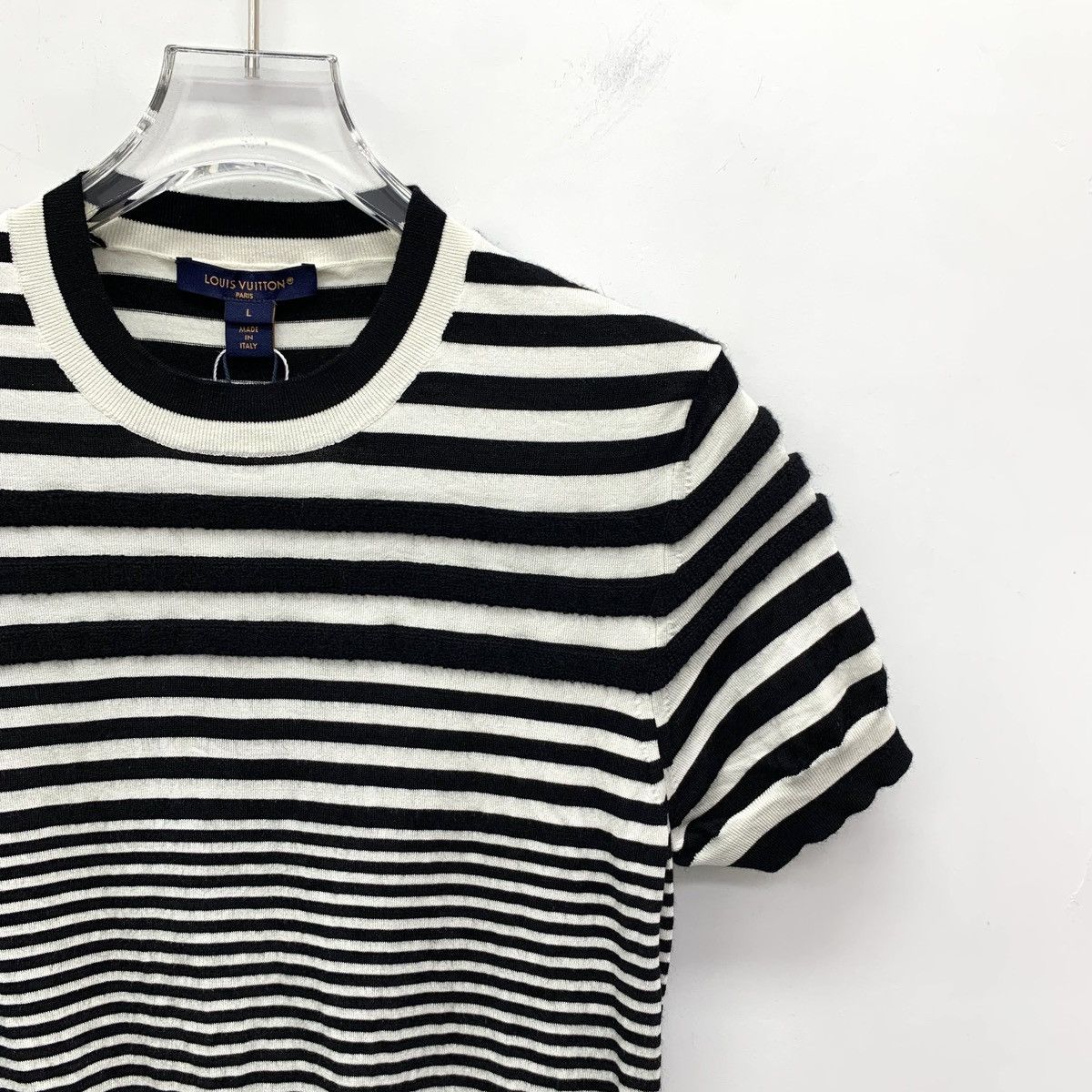 Louis Vuitton Louis Vuitton Crew Neck Wool Knit Short Sleeve T-Shirt K26WX Size L / US 10 / IT 46 - 3 Thumbnail
