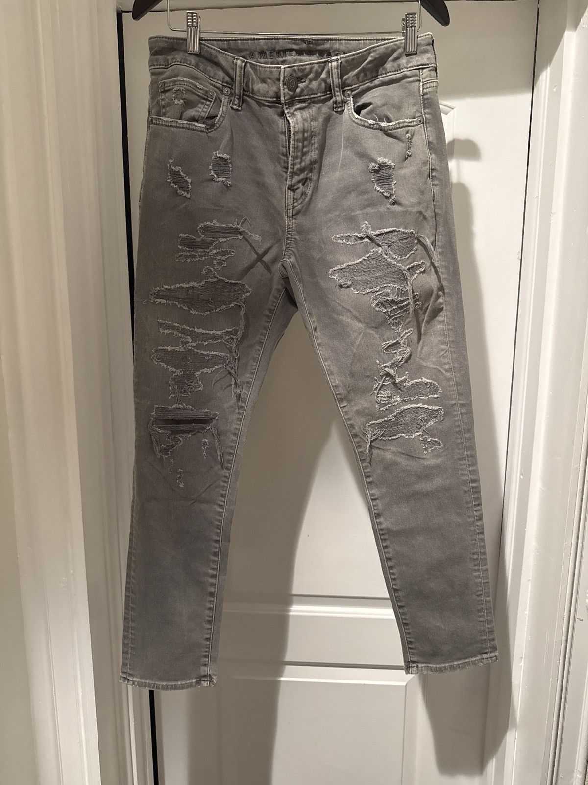 American Eagle Outfitters American Eagle Athletic Skinny Jeans 32/30 Size US 32 / EU 48 - 1 Thumbnail