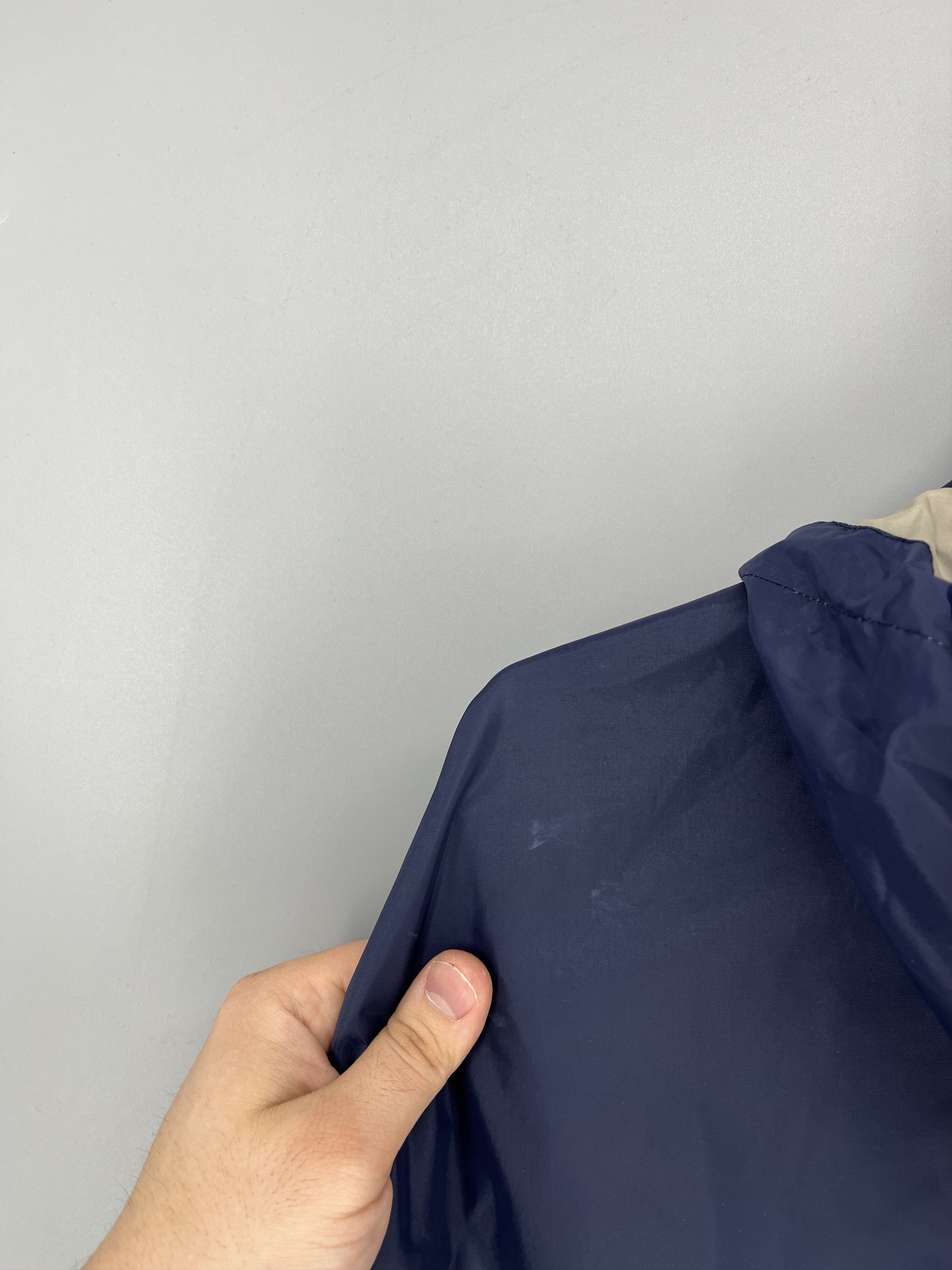 Helly Hansen Vintage Helly Hansen Reversible Hooded Windbreaker Jacket L Size US L / EU 52-54 / 3 - 15 Thumbnail