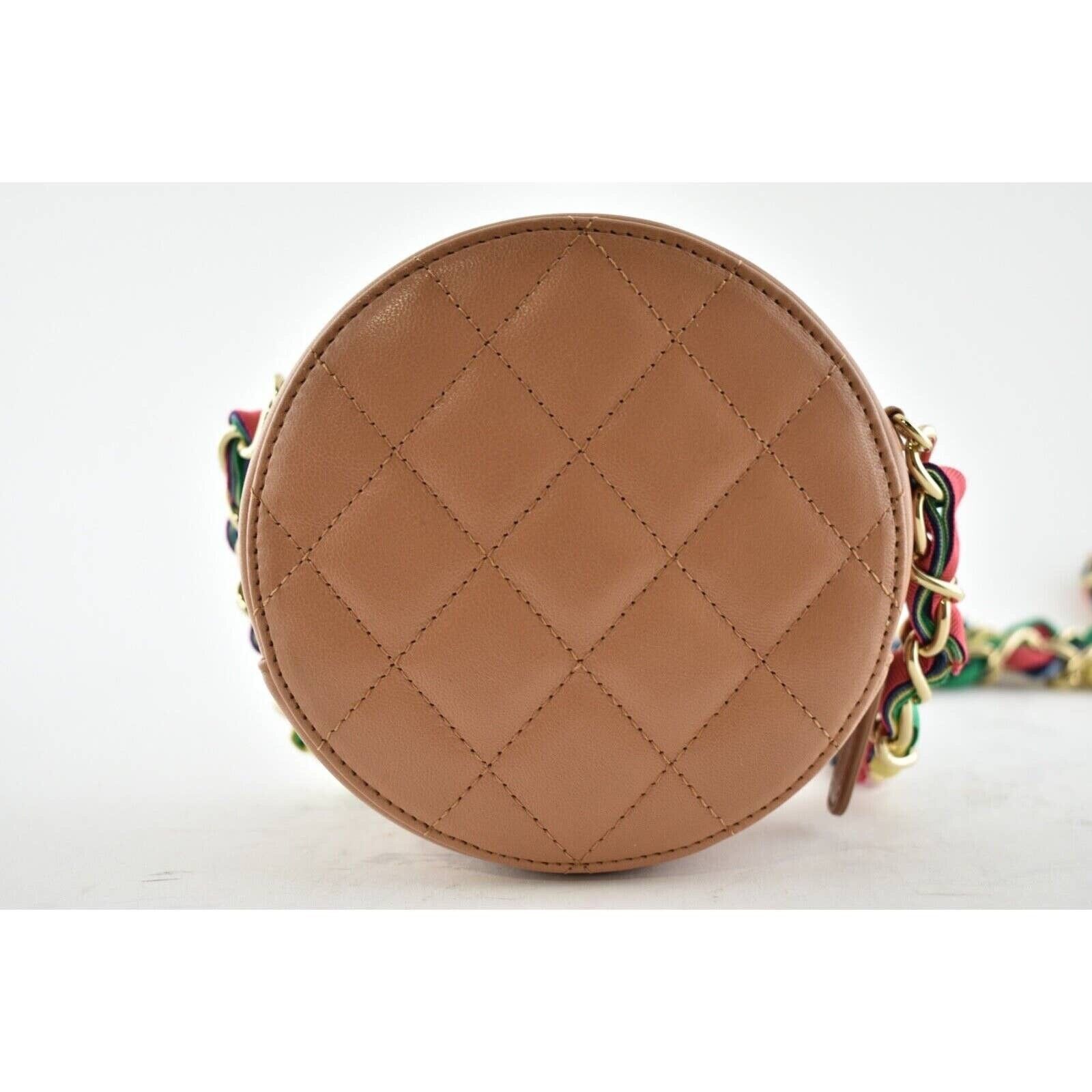 Chanel Chanel Round Clutch On Chain CC Shoulder Crossbody Bag Size ONE SIZE - 9 Thumbnail