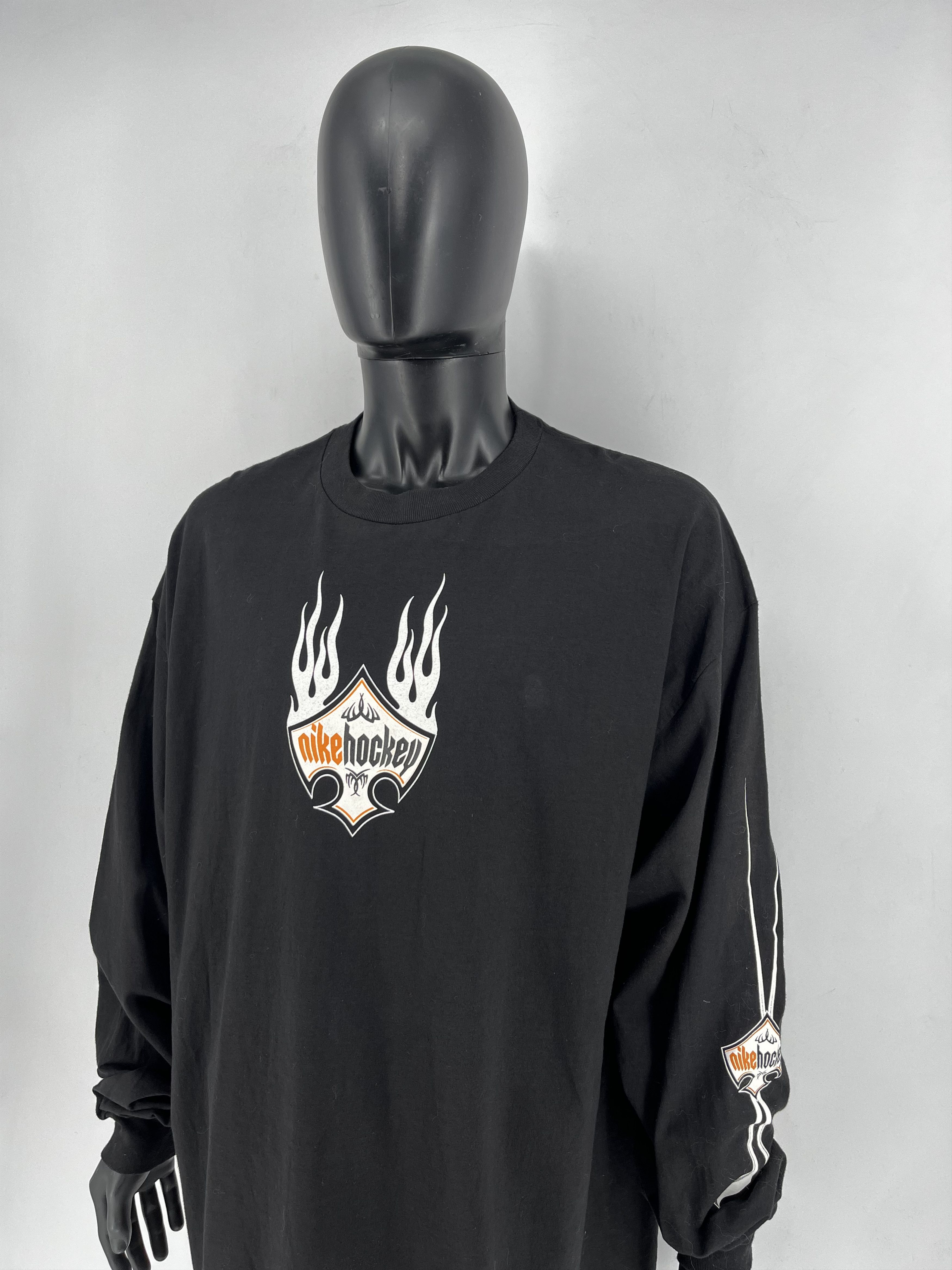 Nike Vintage Y2k Washed Black Nike Hockey Emblem Sweatshirts Size US XXL / EU 58 / 5 - 4 Thumbnail