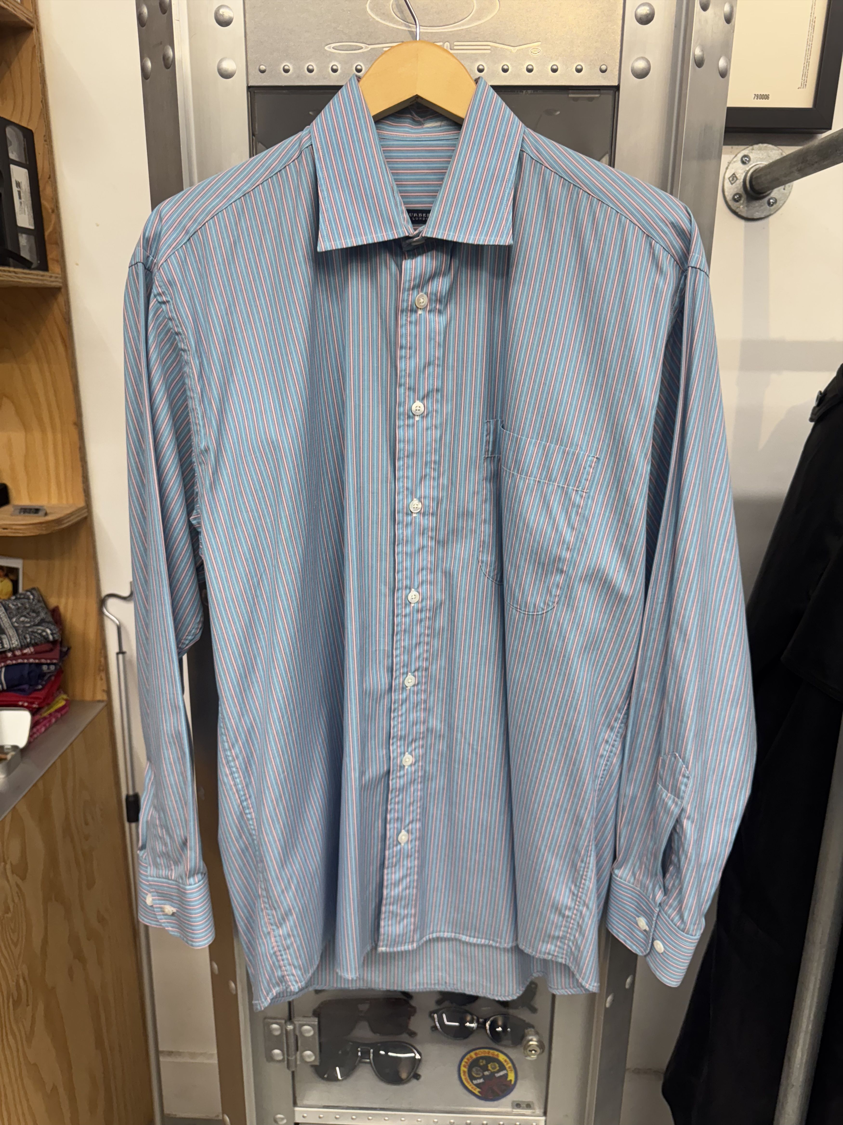 Burberry Vintage Burberry Button Up Size US M / EU 48-50 / 2 - 1 Thumbnail