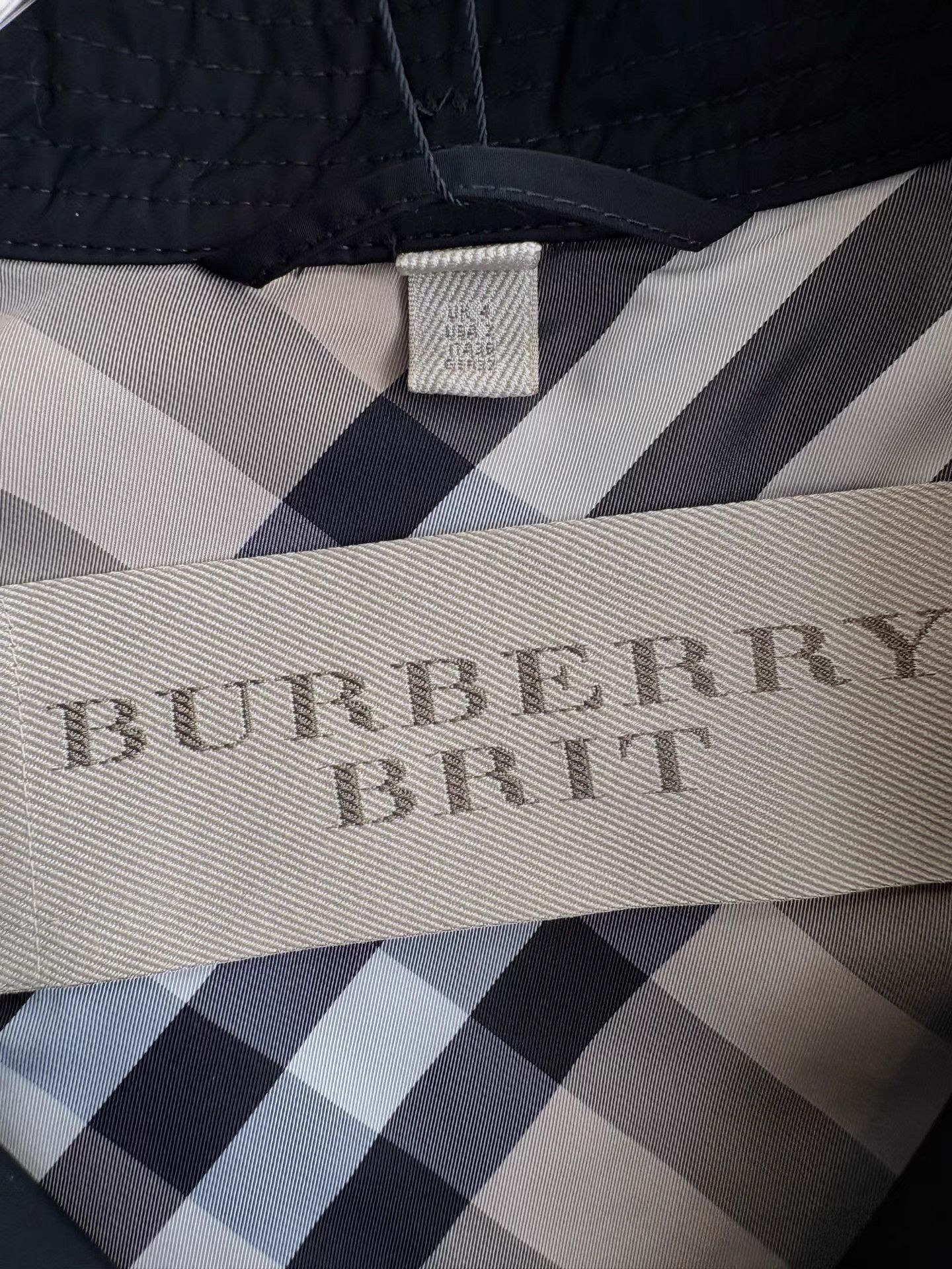 Burberry BURBERRY Black Short Nylon Trench Coat Size XS / US 0-2 / IT 36-38 - 4 Thumbnail