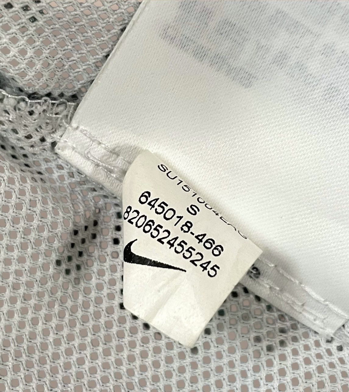 Nike WMNS NIKE TECH WINDRUNNER JACKET Size US S / EU 44-46 / 1 - 19 Thumbnail