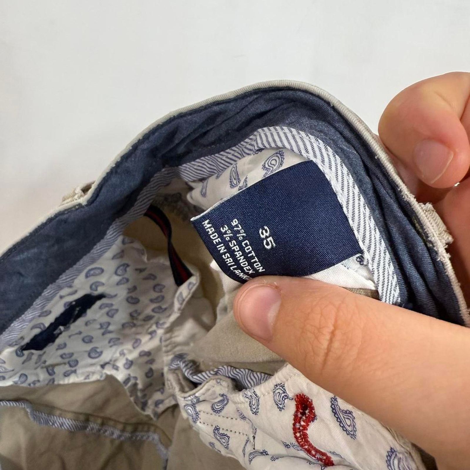 Bugatti Bugatti Men’s Tan chino shorts with Navy Blue Comfort sz 35 Size US 35 - 6 Thumbnail