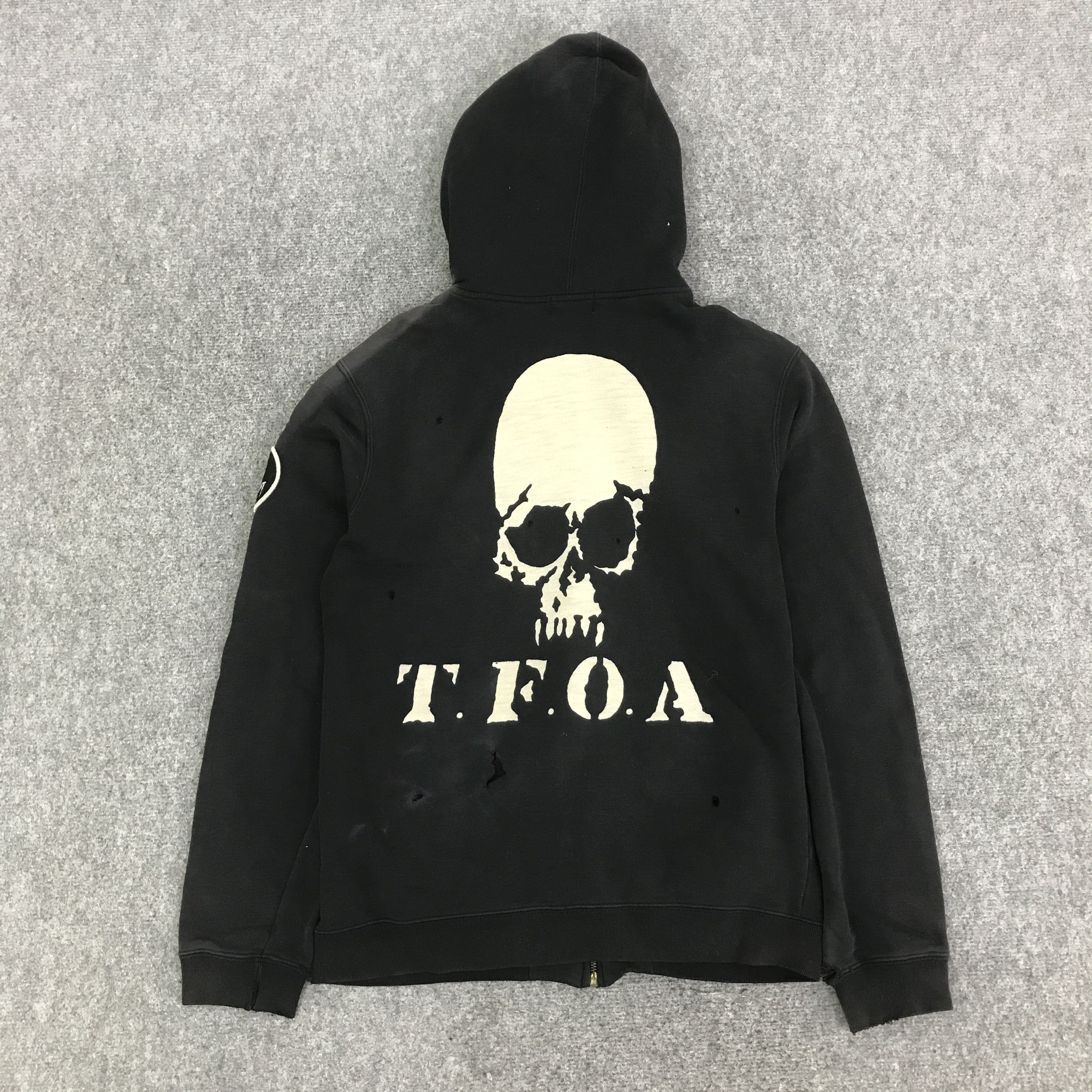 T.F.O.A SKULL DISTRESSED HOODIES FADED K100B10