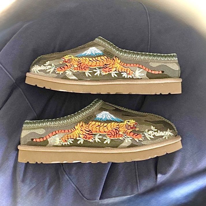 Palace × Ugg Palace x Ugg Tasman Slipper Burnt Olive Camo Size US 10 / EU 43 - 2 Thumbnail