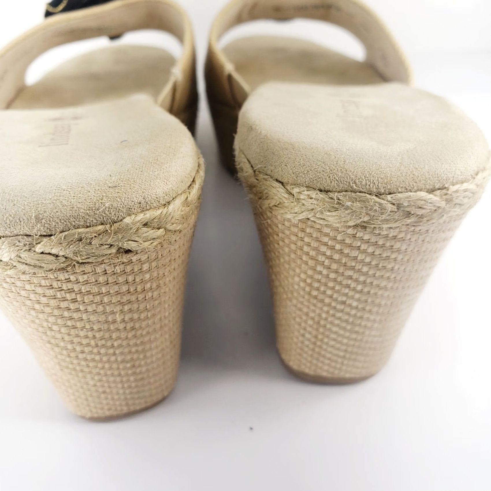Vintage Lindsay Phillips Wedge Heel Sandals Interchangeable Flower Snaps Womens Sandal 7 Beige Floral Rhinestone Slip On Size US 7 / IT 37 - 6 Thumbnail