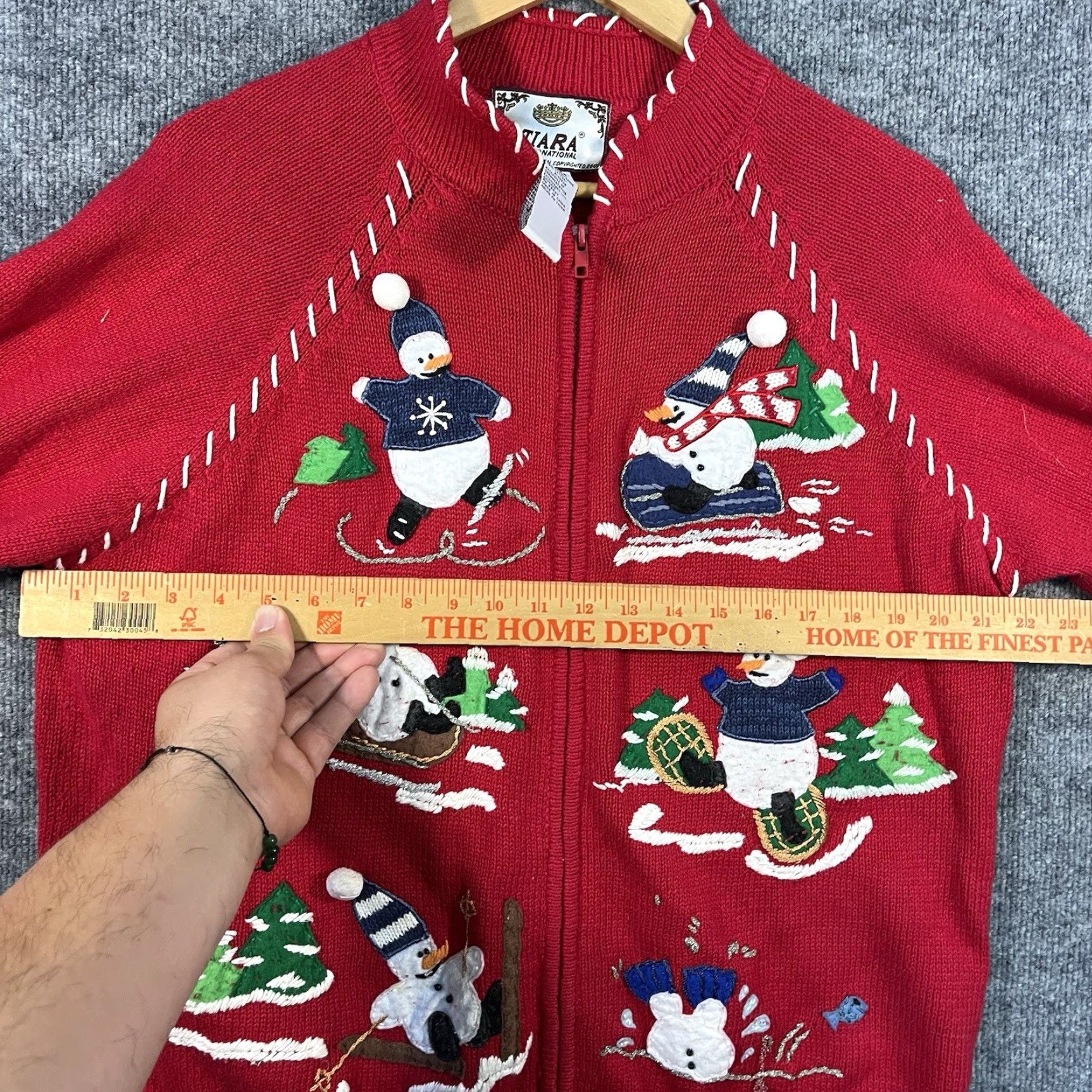 Vintage VINTAGE Tiara International Cardigan Sweater Red L Women Christmas 90s Beaded Embroidered Sequin Graphic Print Knitted Knit Cotton Ramie Other Fiber Size L / US 10 / IT 46 - 4 Thumbnail