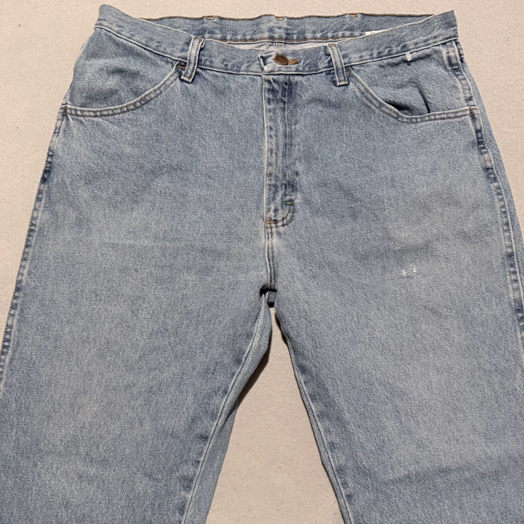 Denime Rustler Jeans Men Denim Light Wash 5-Pocket Pockets Regular Straight Zip Fly 36x30 Blue Jeans Size US 36 / EU 52 - 3 Thumbnail