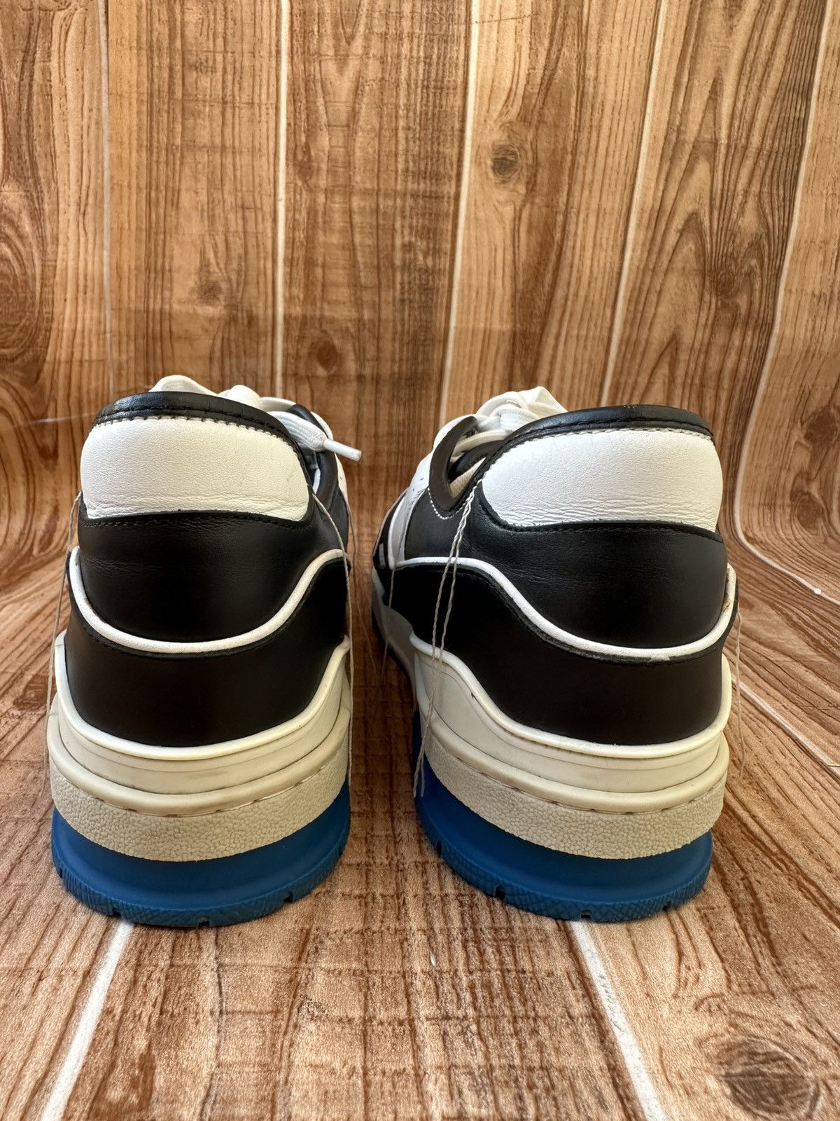 Louis Vuitton Louis Vuitton X Virgil Abloh Leather Lowtops Size US 9 / EU 42 - 16 Thumbnail