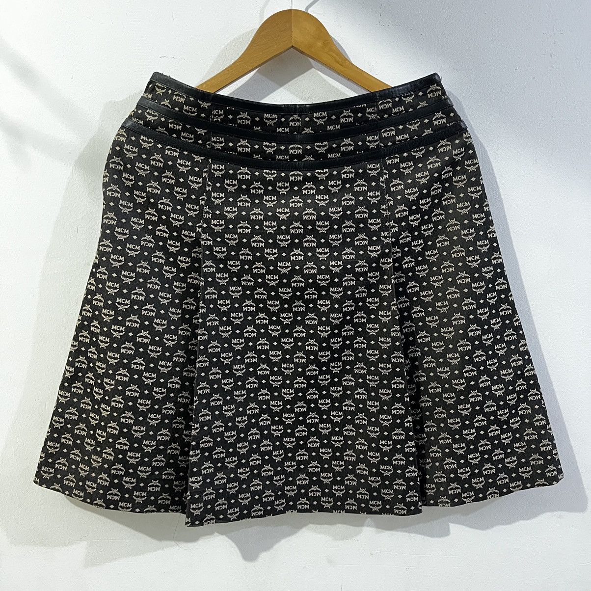 MCM × Vintage MCM Visetos Monogram Skirt Size 29" - 2 Thumbnail