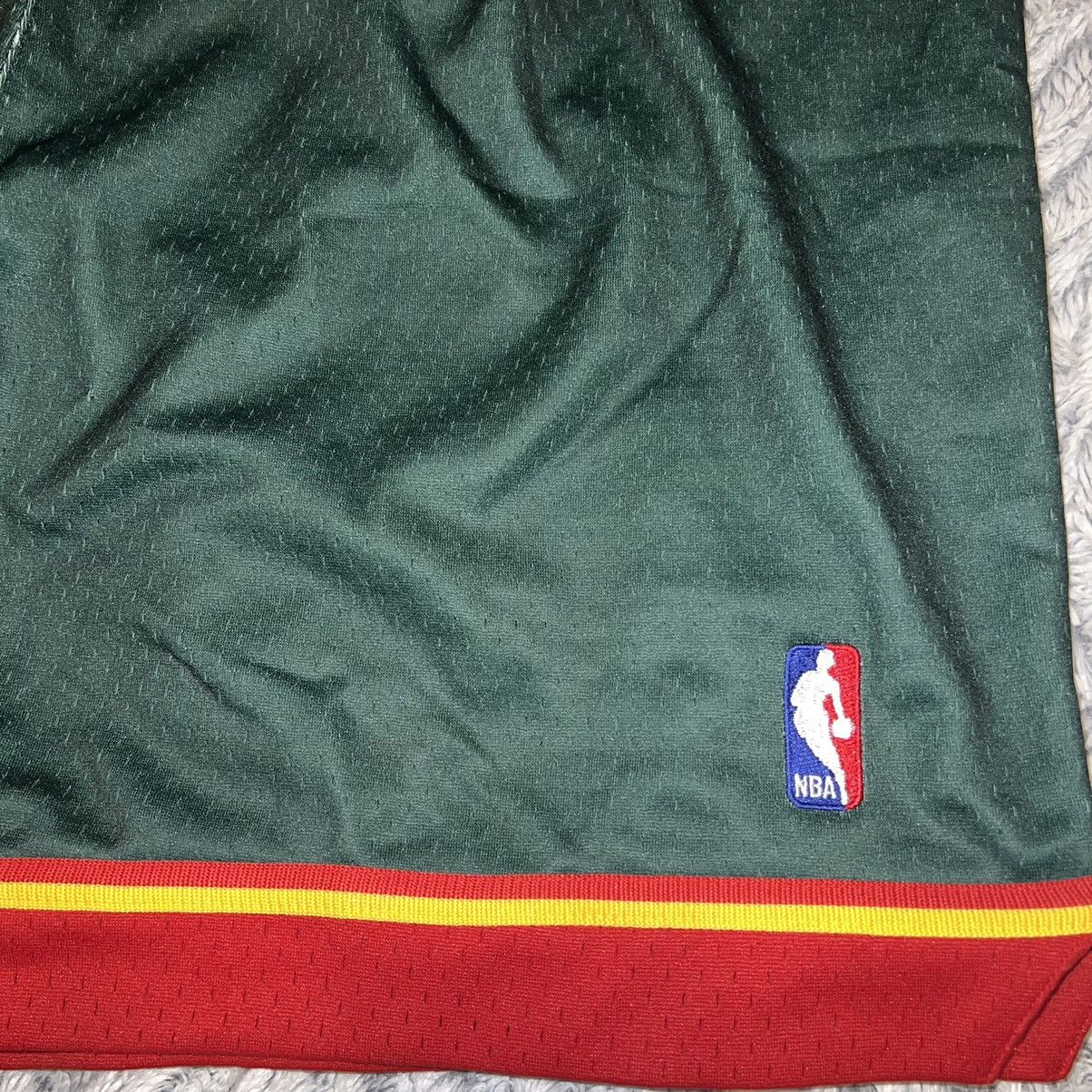 Mitchell & Ness × Vintage NEW AUTHENTIC Mitchell & Ness NBA Shorts Seattle SuperSonics Size US 38 / EU 54 - 3 Thumbnail