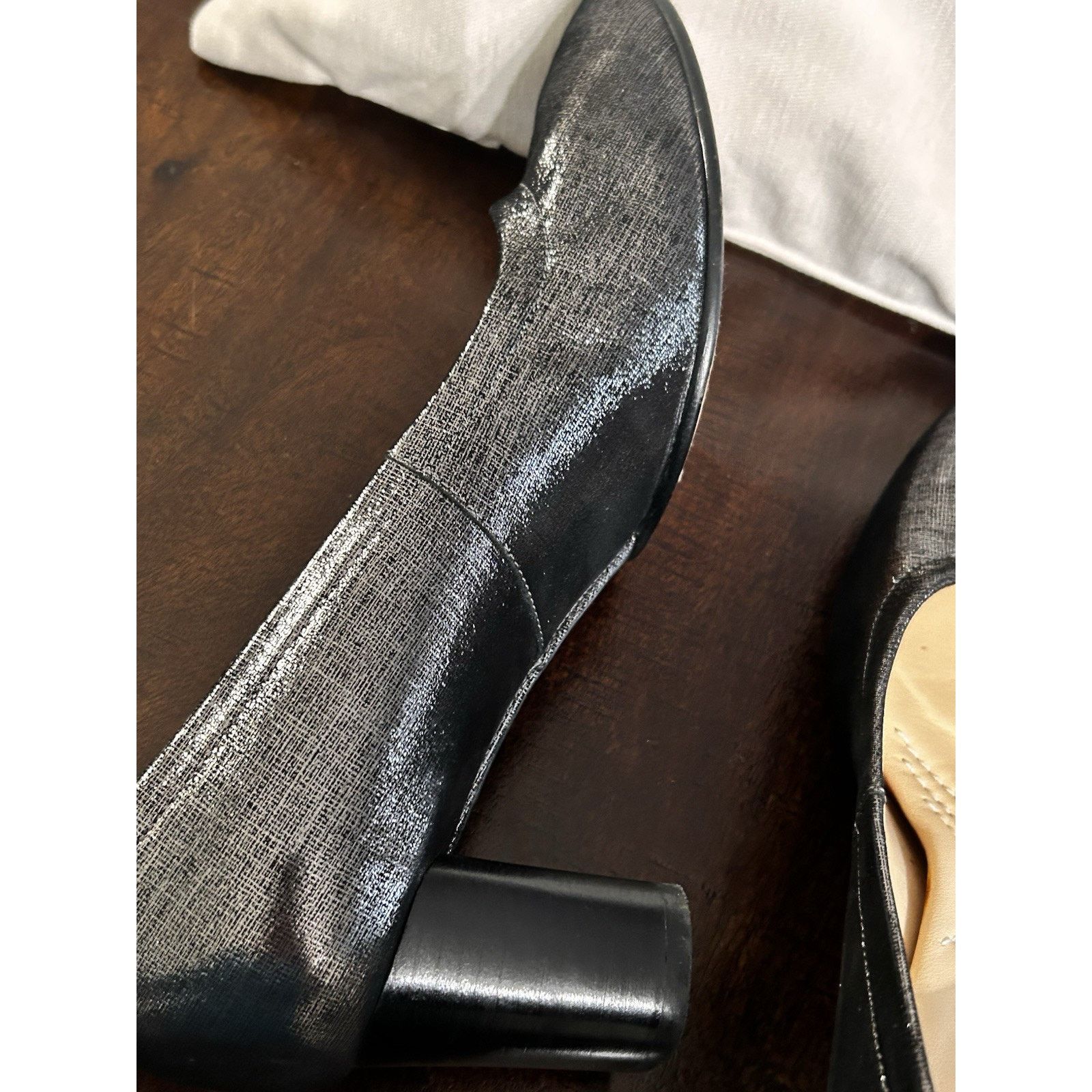 Clarks Clarks Wmn's Size 10 Metallic Isabella Chunky Heel Pumps 2.5 Size US 10 / IT 40 - 11 Thumbnail
