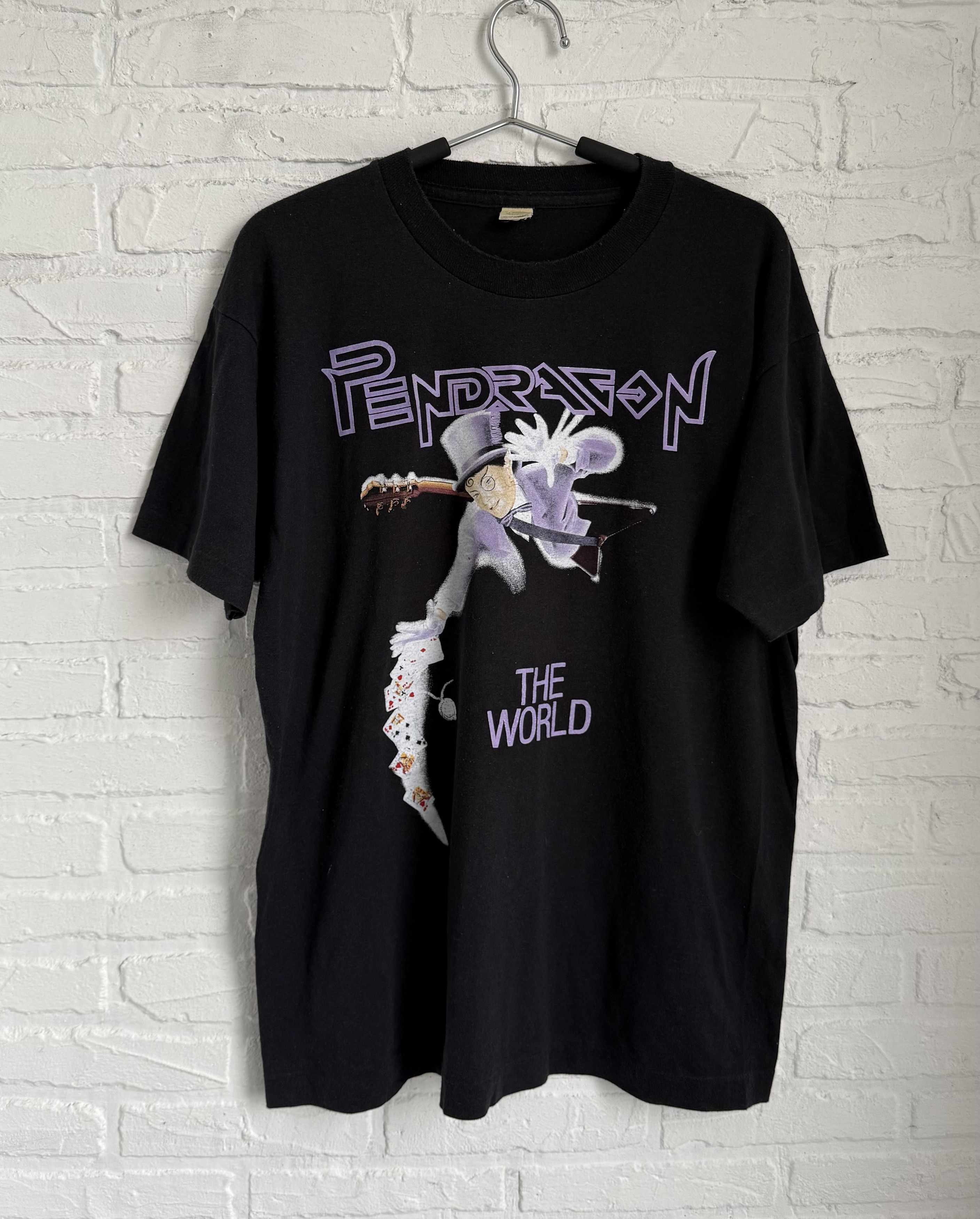 Band Tees Vintage 1991 Pendragon the world t-shirt Size US XL / EU 56 / 4 - 1 Thumbnail