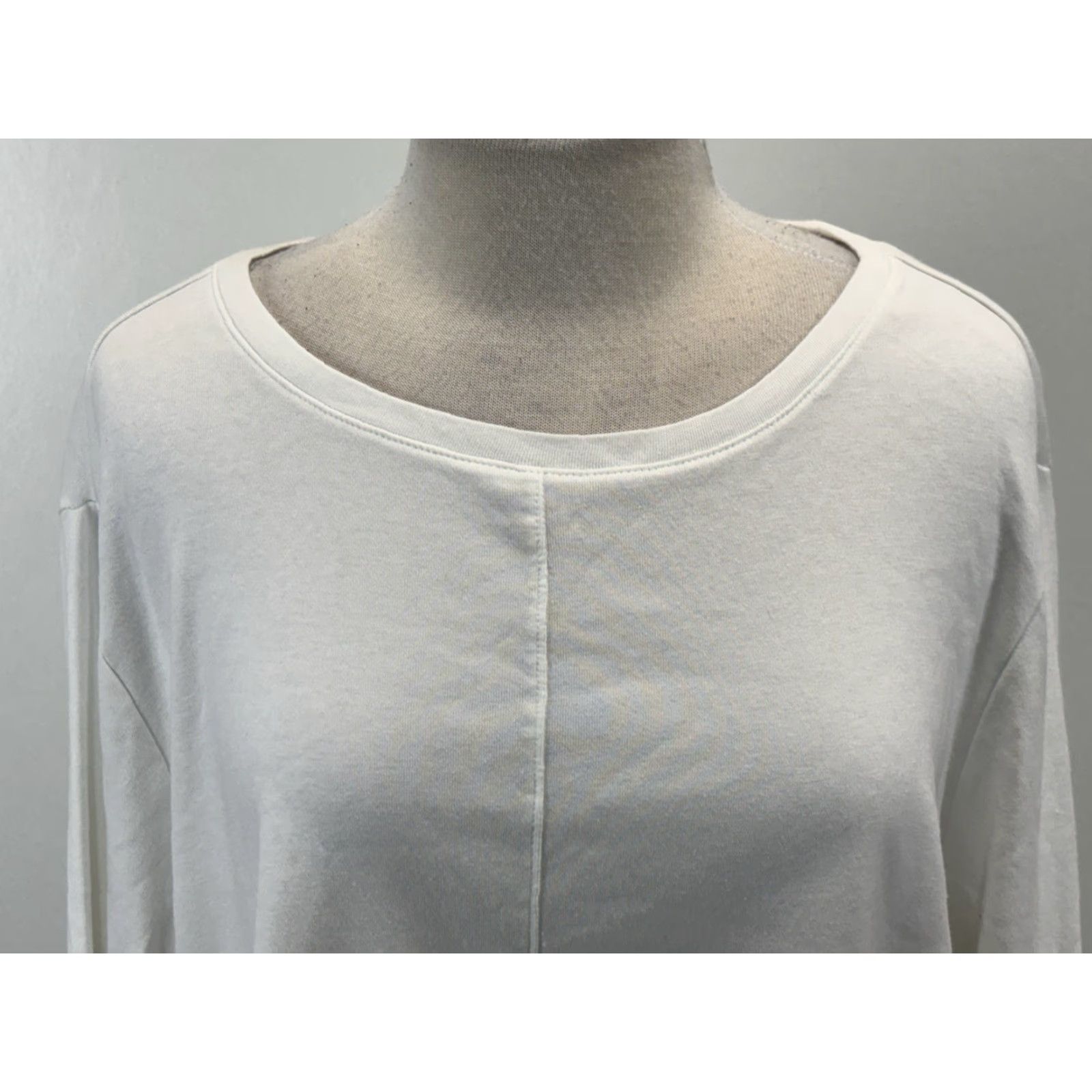 J. Jill J. Jill Long Sleeve Pima Crew Neck Tshirt Women’s 3X Plus White Casual Basic Shirt Womens Size XXL / US 16-18 / IT 52-54 - 5 Thumbnail