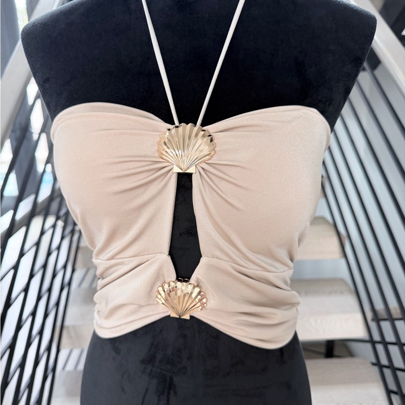 Other New Y2K Beige Halter Top with Gold Seashells size S Size S / US 4 / IT 40 - 6 Thumbnail
