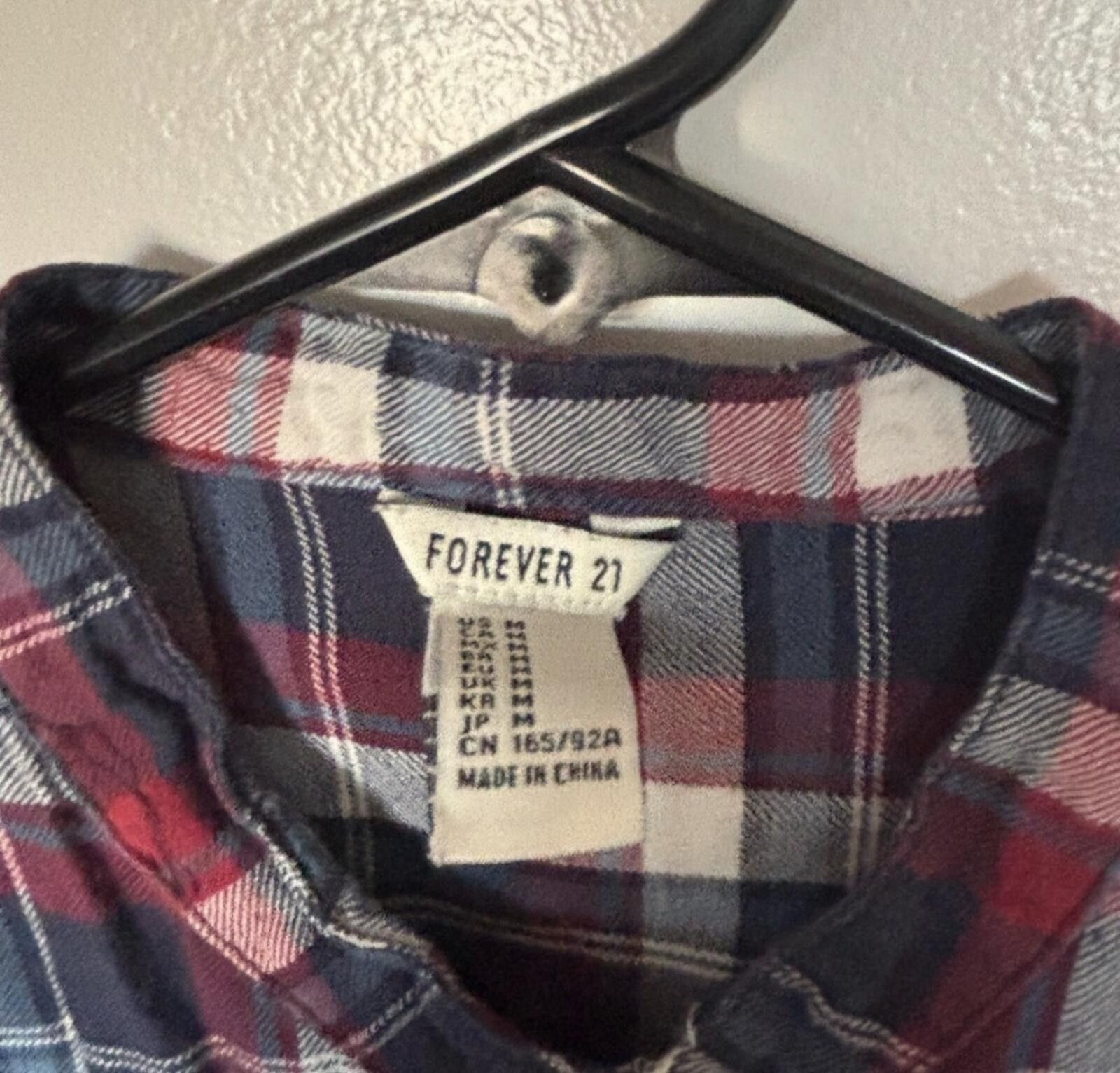 Forever 21 Forever 21 button up shirt Size M / US 6-8 / IT 42-44 - 2 Thumbnail