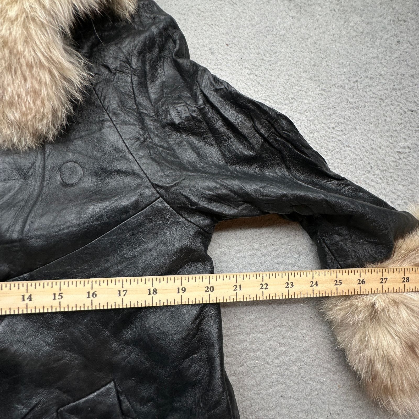 Vintage Vintage 60s 70s Black Leather Fox Fur Swing Coat Womens Size L / US 10 / IT 46 - 4 Thumbnail