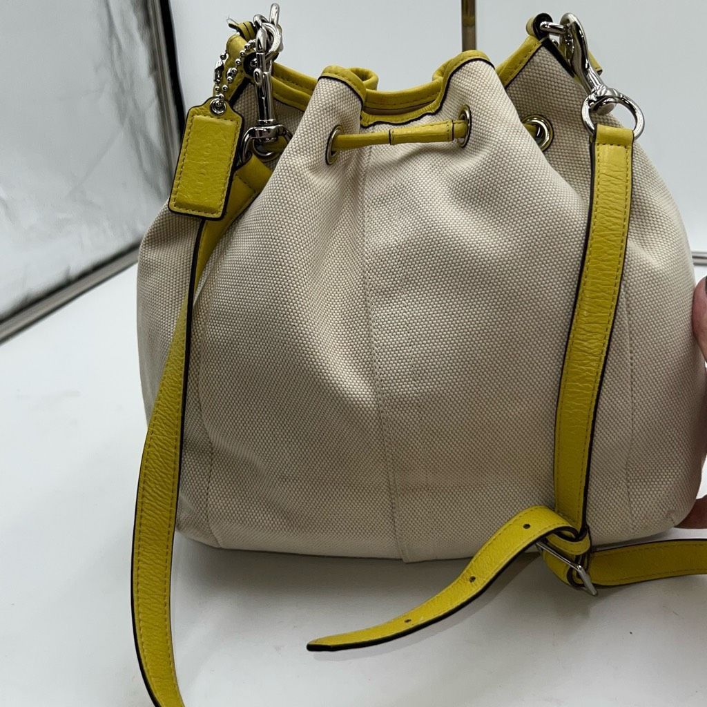 Coach COACH AVERY CANVAS DRAWSTRING SHOULDER BAG Size ONE SIZE - 11 Thumbnail