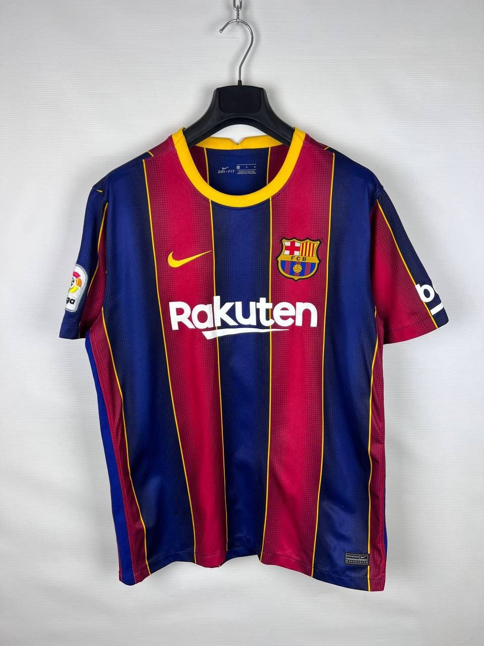 Nike Barcelona Nike 20210/21 jersey t-shirts size L Size US L / EU 52-54 / 3 - 1 Thumbnail