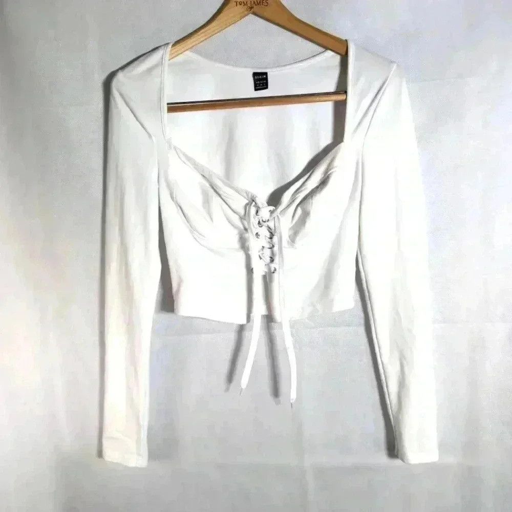 Shein White Long Sleeve Lace Front Crop top sz M Size M / US 6-8 / IT 42-44 - 1 Thumbnail
